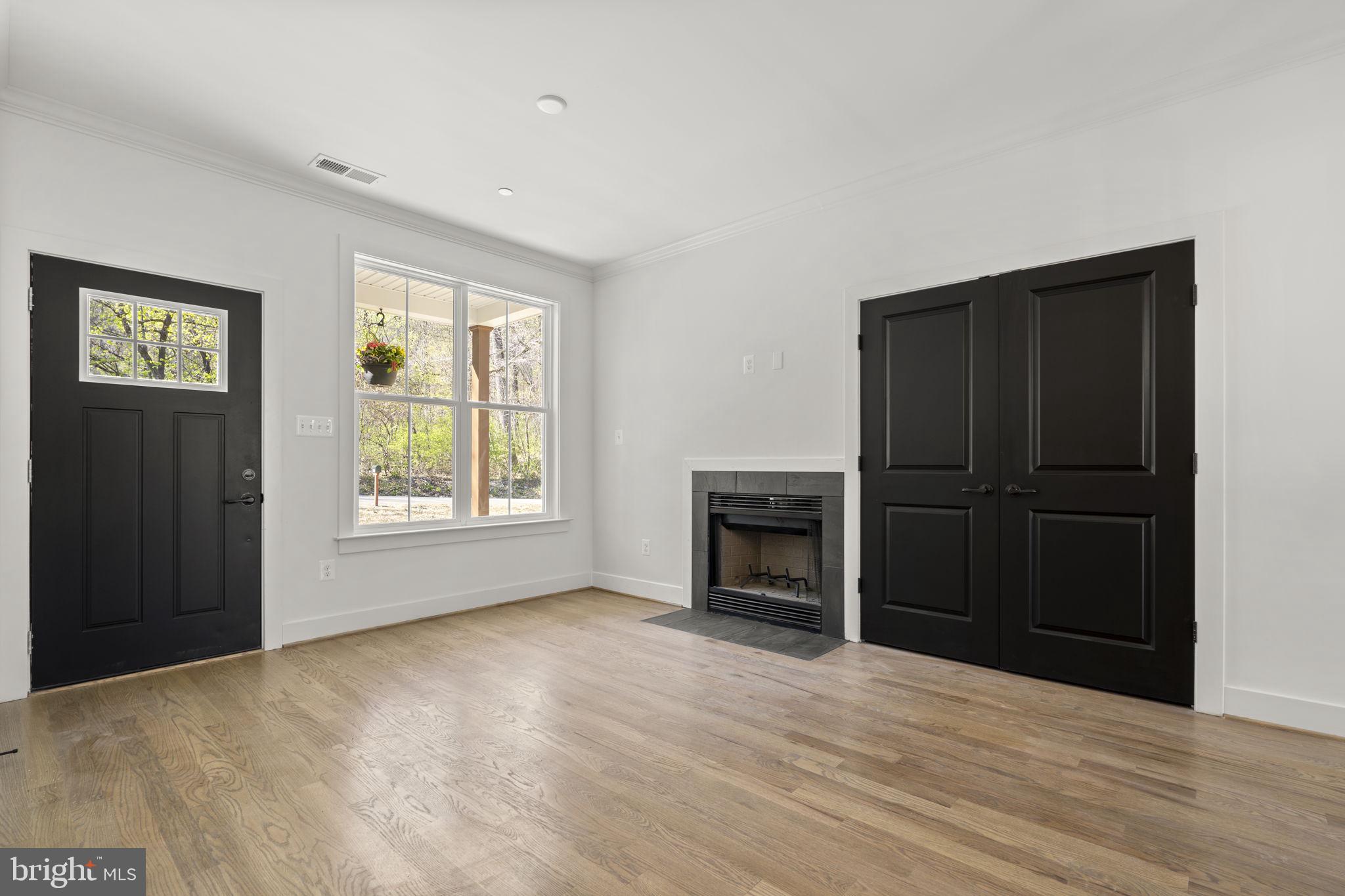 BRADDOCK HEIGHTS - Residential