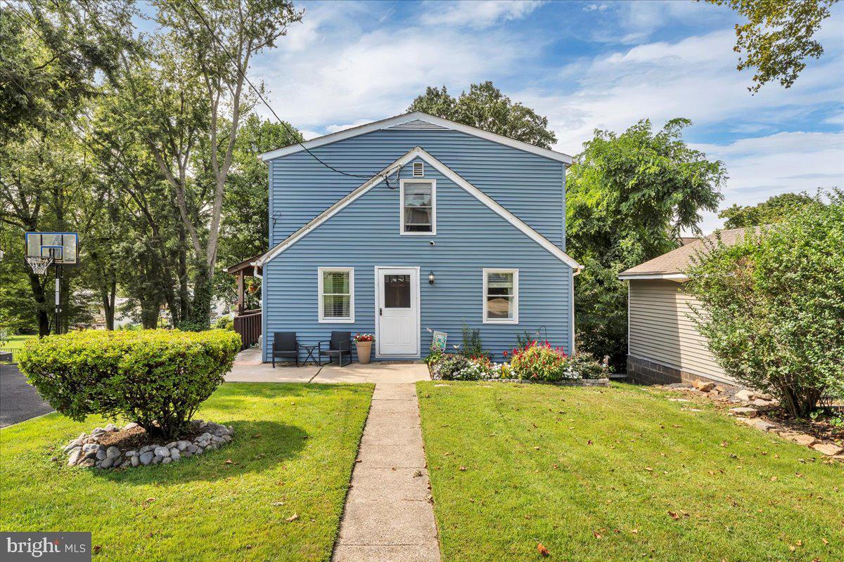 Welcome to 611 Rosewood Ave, Feasterville Trevose, PA!
Located in the highly sought after Neshaminy School District, this spacious 4 bedroom, 2 bathroom home offers the perfect blend of comfort, convenience, and community. Step inside to discover four generously sized bedrooms, ideal for growing families or those needing extra space for a home office or guest room. The laundry is conveniently located on the second floor, making day to day chores more efficient. With two full bathrooms and a functional layout, this home is designed for practical and comfortable living. One of the standout features of this property is its very large yard with infinite potential—perfect for entertaining, gardening, building an outdoor oasis, or even future expansion. Whether you envision a pool, a patio, or a custom play area, the possibilities are truly endless. Outside, enjoy a peaceful, residential neighborhood while still being just minutes from everything Feasterville Trevose has to offer. The area is known for its family-friendly atmosphere, local parks, shopping centers, and easy access to major roadways like Route 1, I-95, and the PA Turnpike—making commuting a breeze. You'll also appreciate being close to local favorites like Playwicki Farm, Feasterville Shopping Center, and a wide variety of dining options. Whether you're looking for top-rated schools, a convenient location, or a home with room to grow, 611 Rosewood Ave checks all the boxes.
