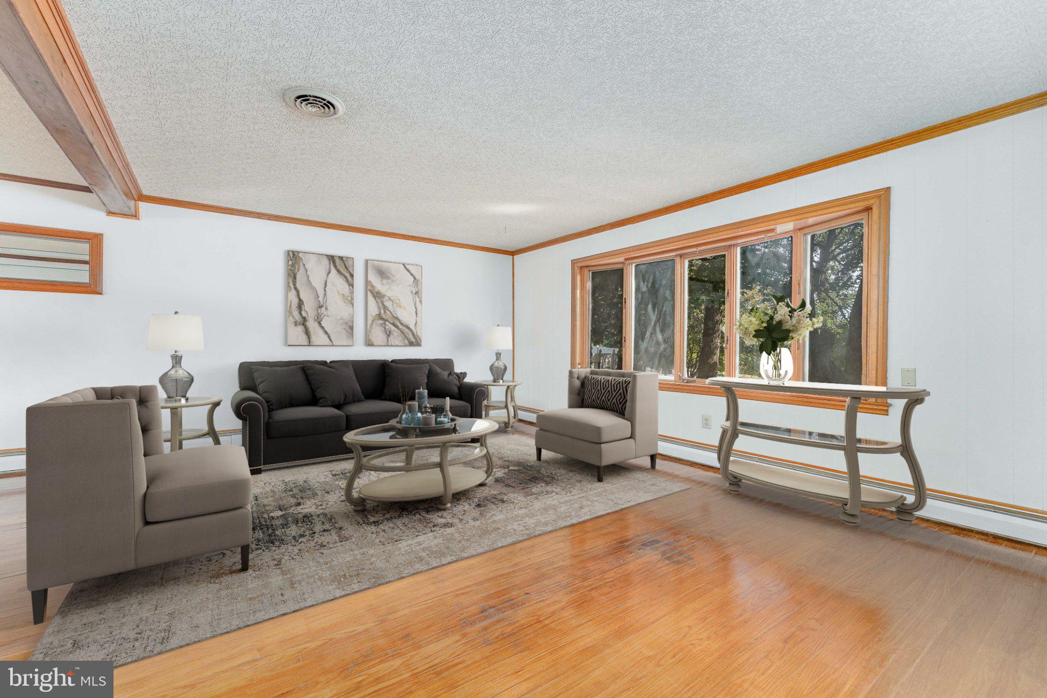 1038 PHOENIXVILLE PIKE