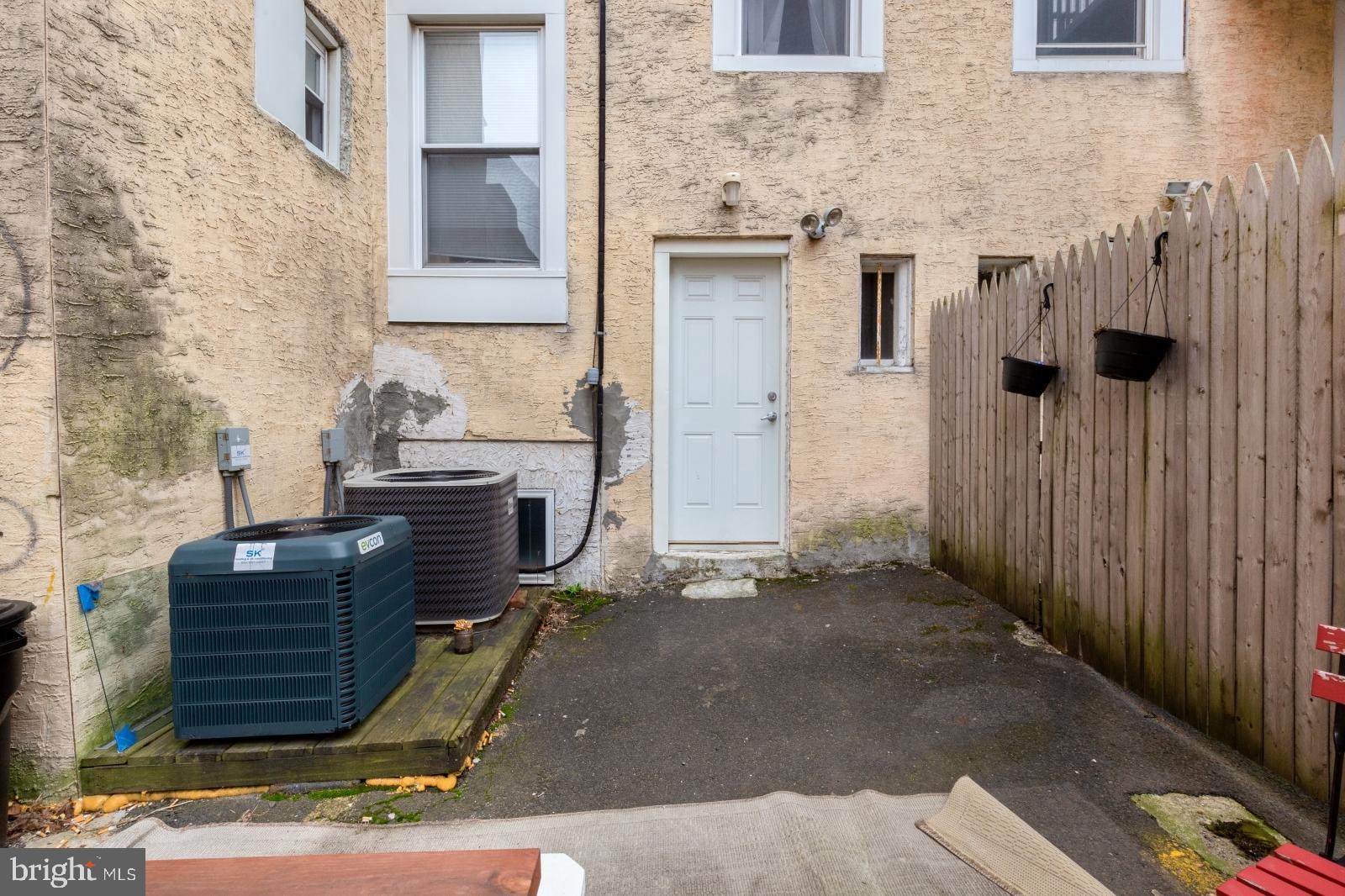 WASHINGTON SQ WEST - Residential