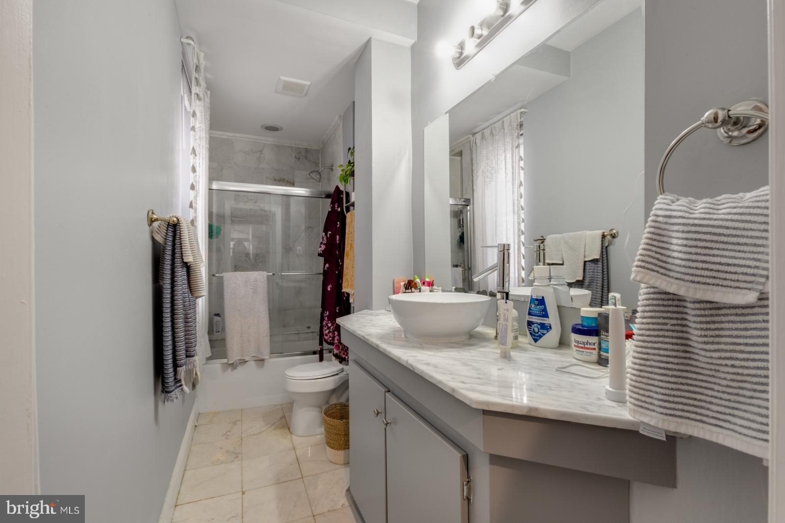 WASHINGTON SQ WEST - Residential