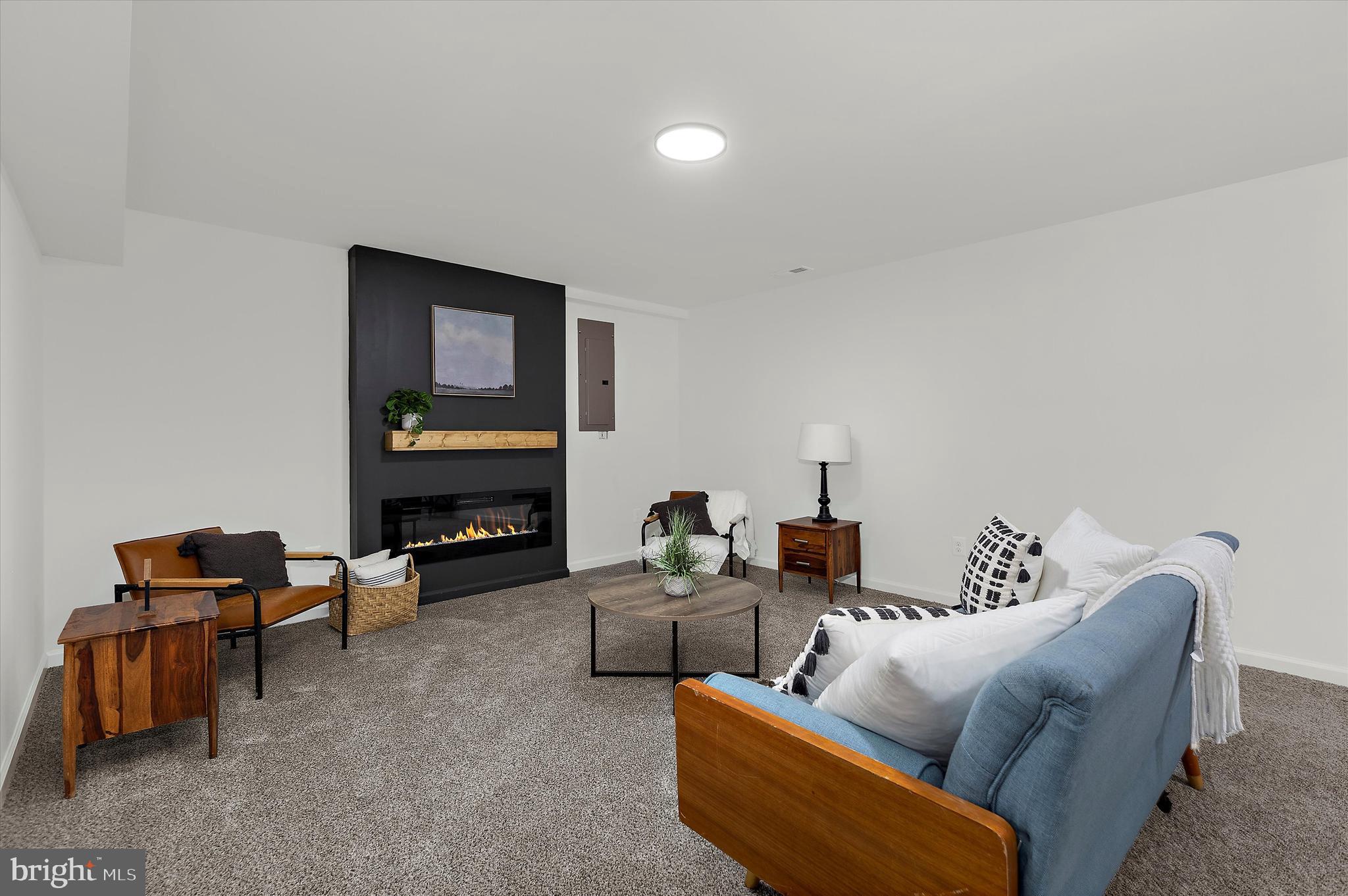 THE BIRCHES - Residential