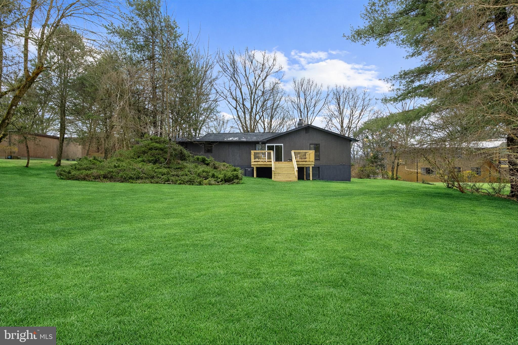 THE BIRCHES - Residential