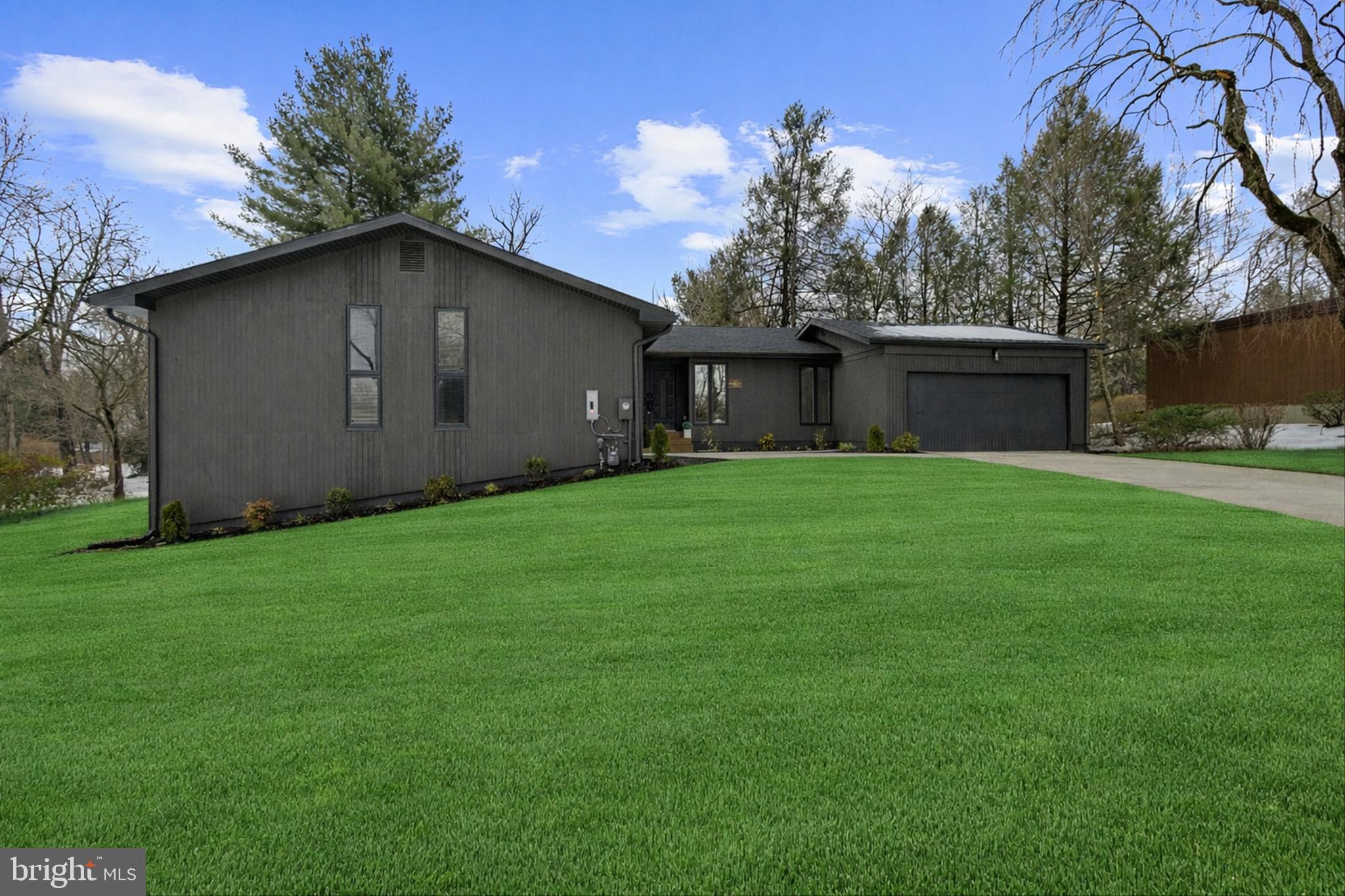 THE BIRCHES - Residential