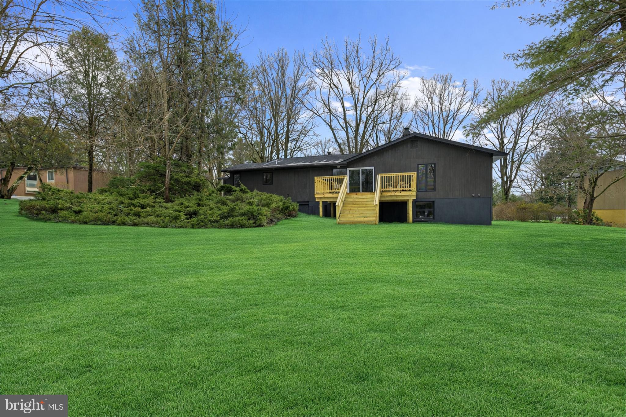 THE BIRCHES - Residential