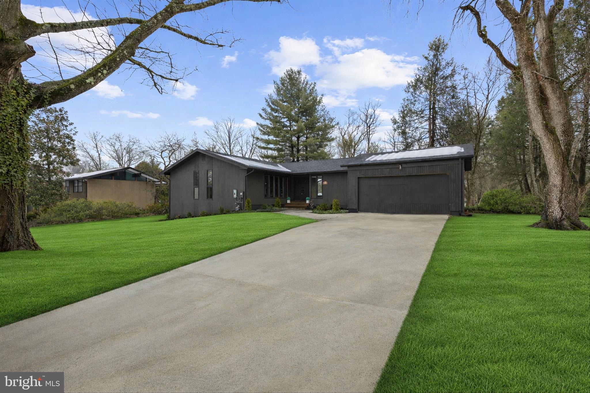 THE BIRCHES - Residential