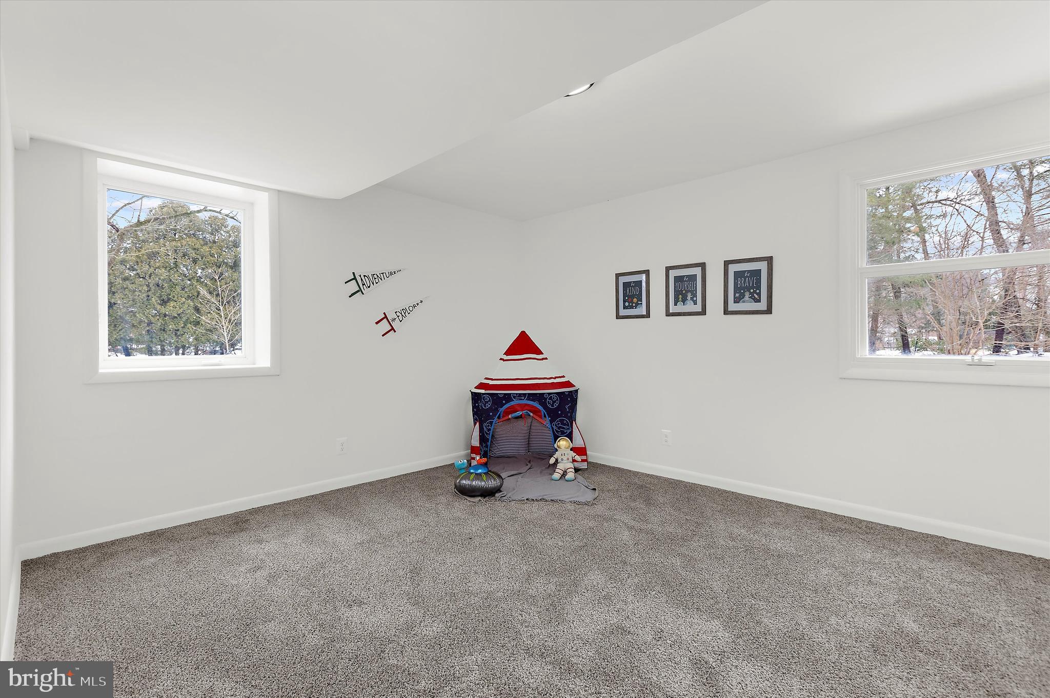 THE BIRCHES - Residential