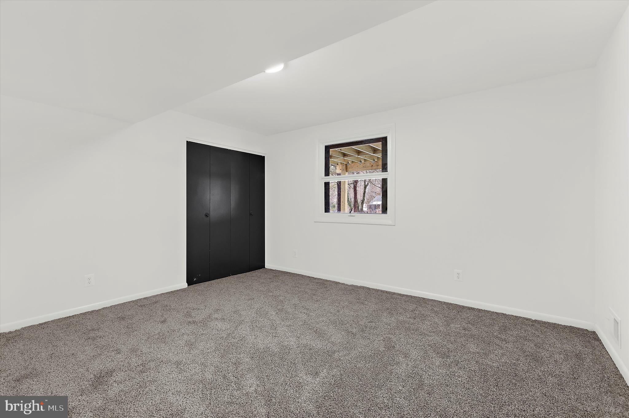 THE BIRCHES - Residential