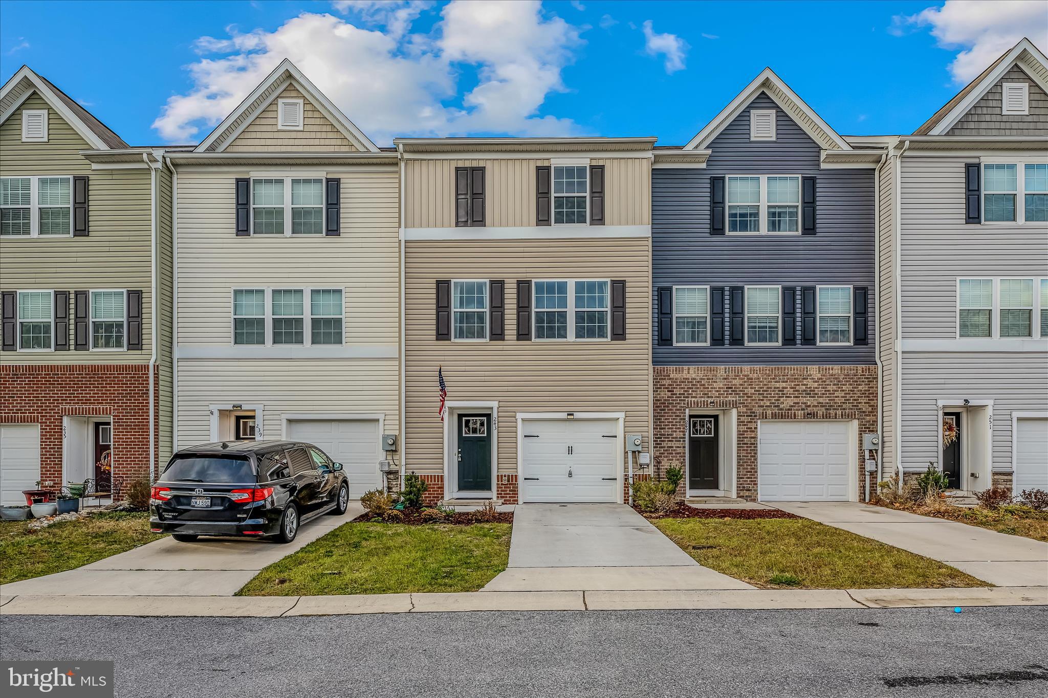 BERKELEY RIDGE - Residential Lease