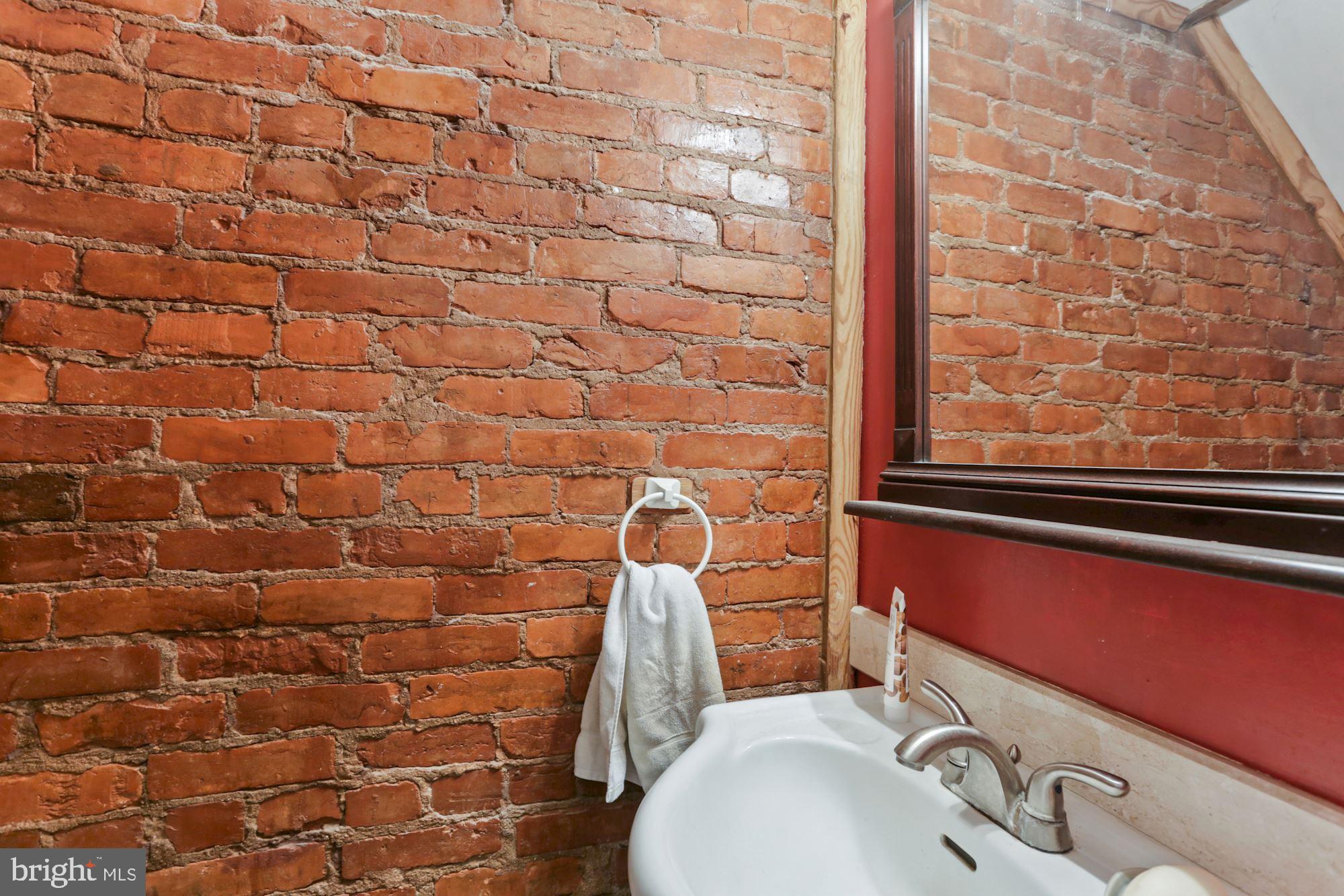 1116 MONROE STREET NW 1