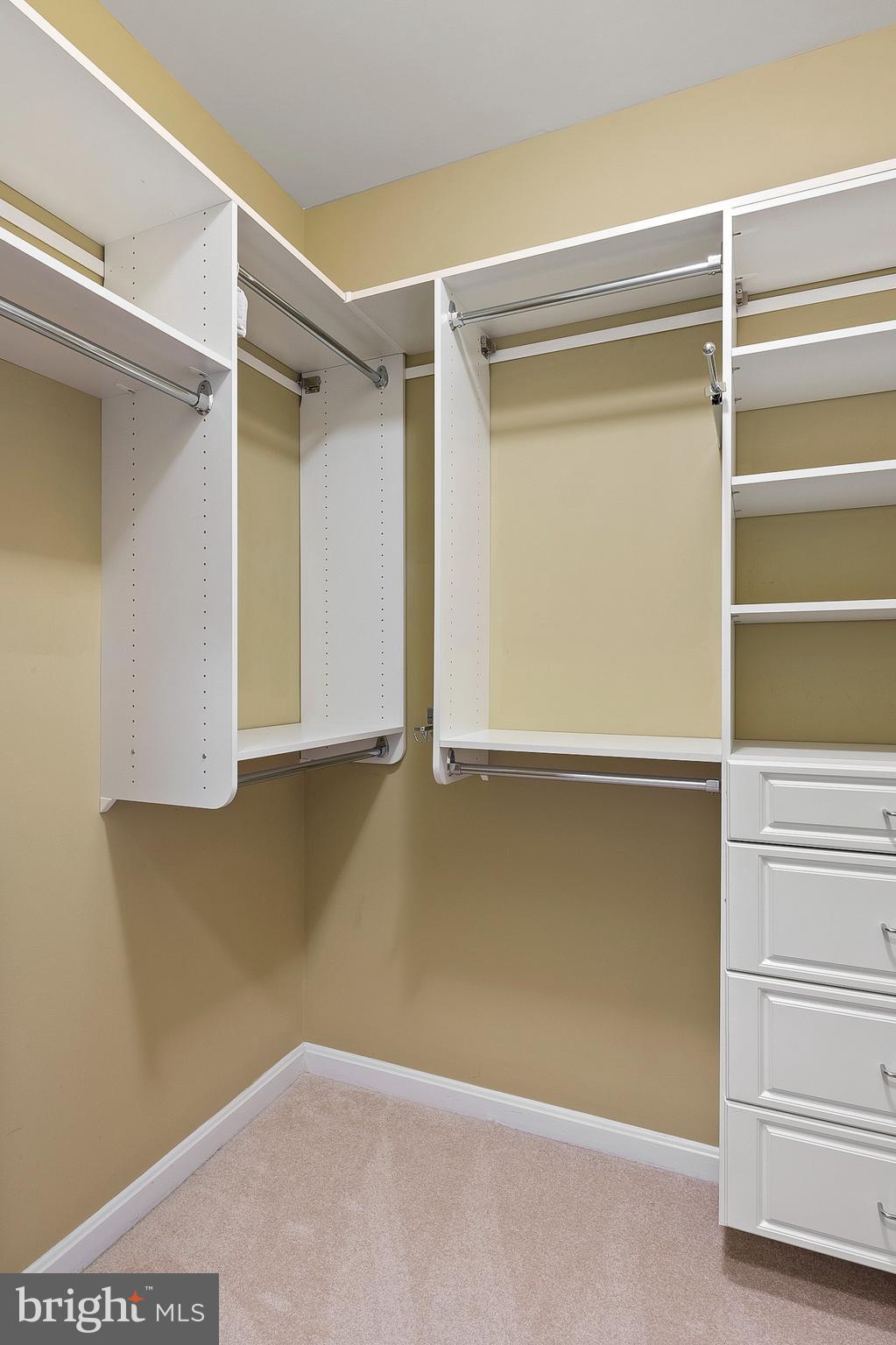 PINEY ORCHARD - Residential