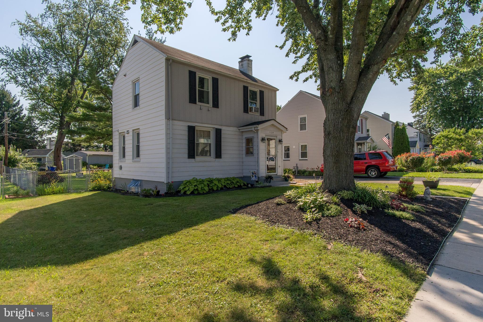 HAMILTON PARK - Residential