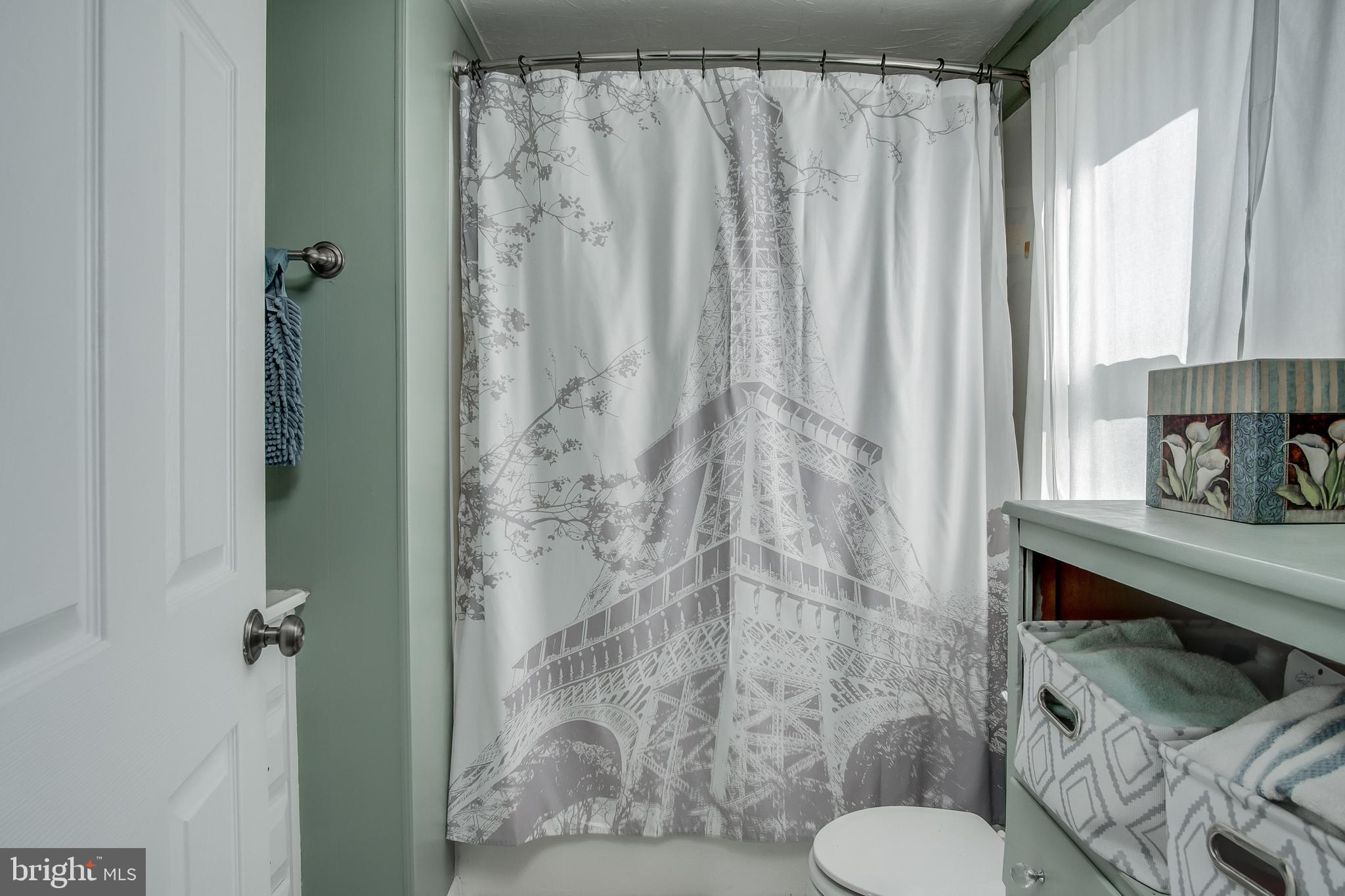 HAMILTON PARK - Residential