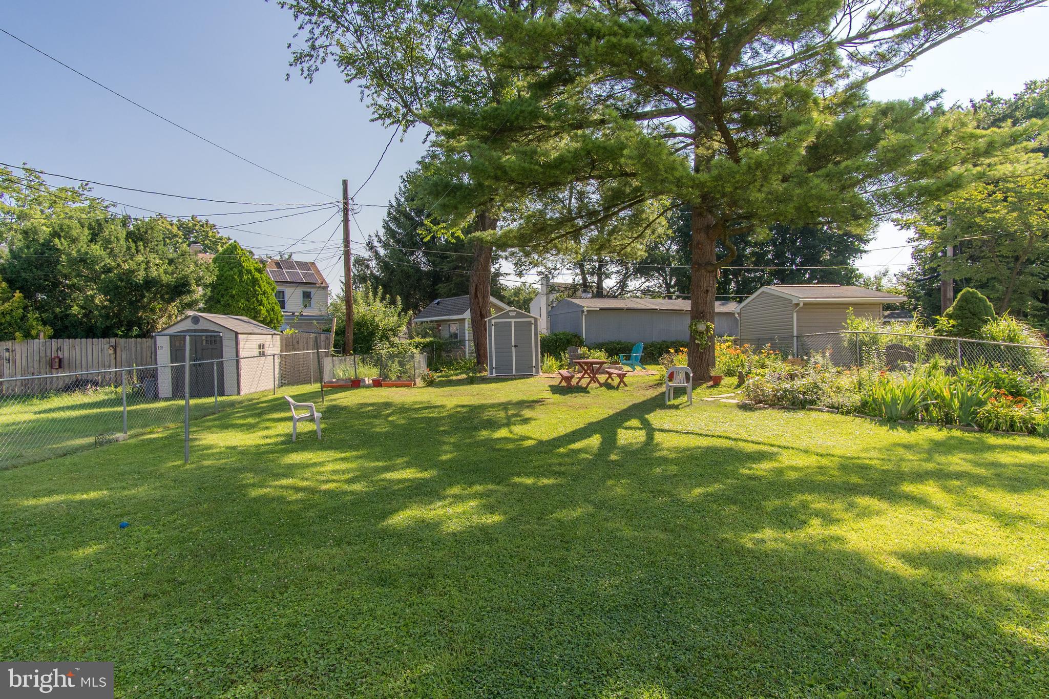 HAMILTON PARK - Residential