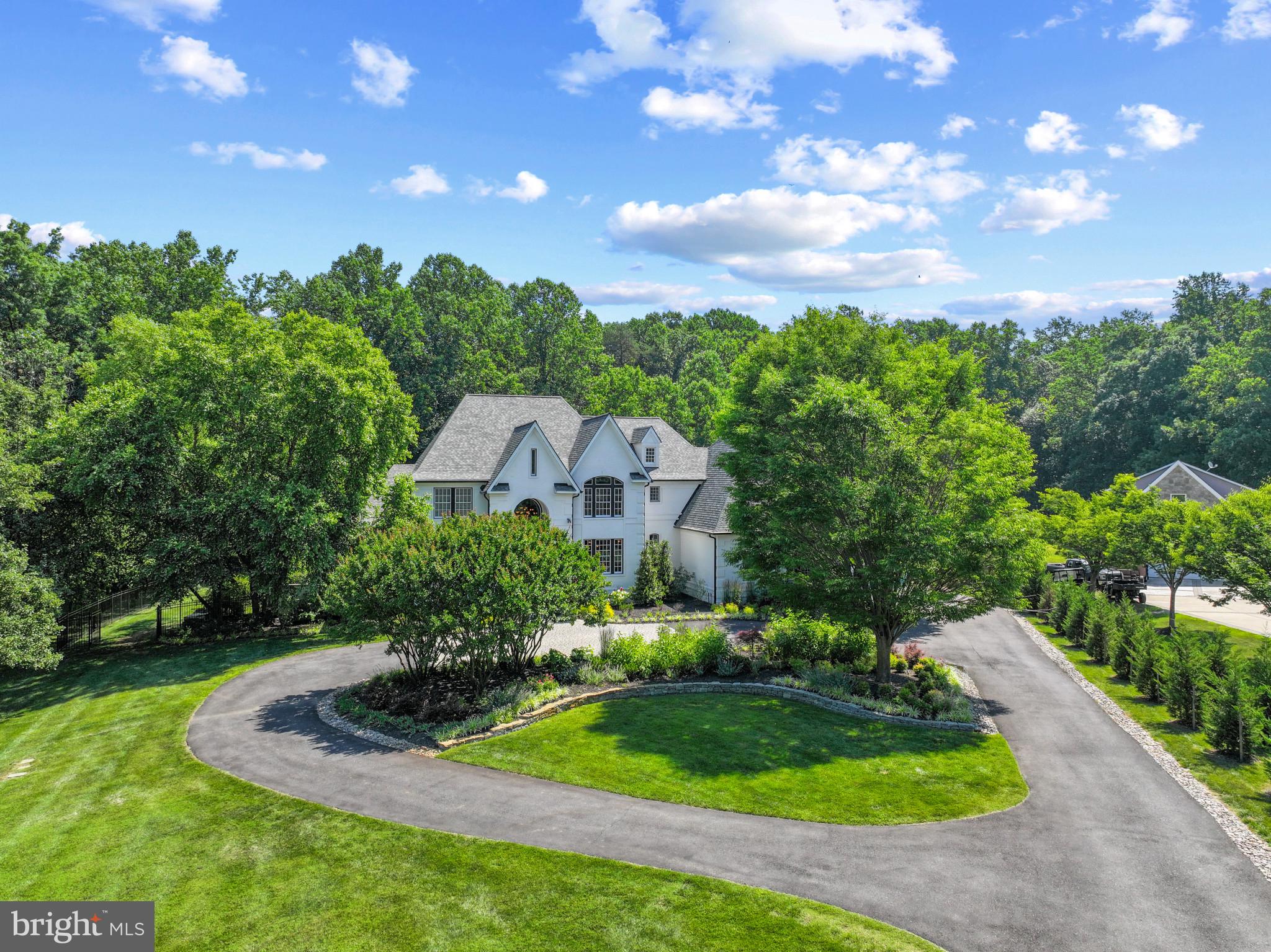 EAGLES PASSAGES - Residential