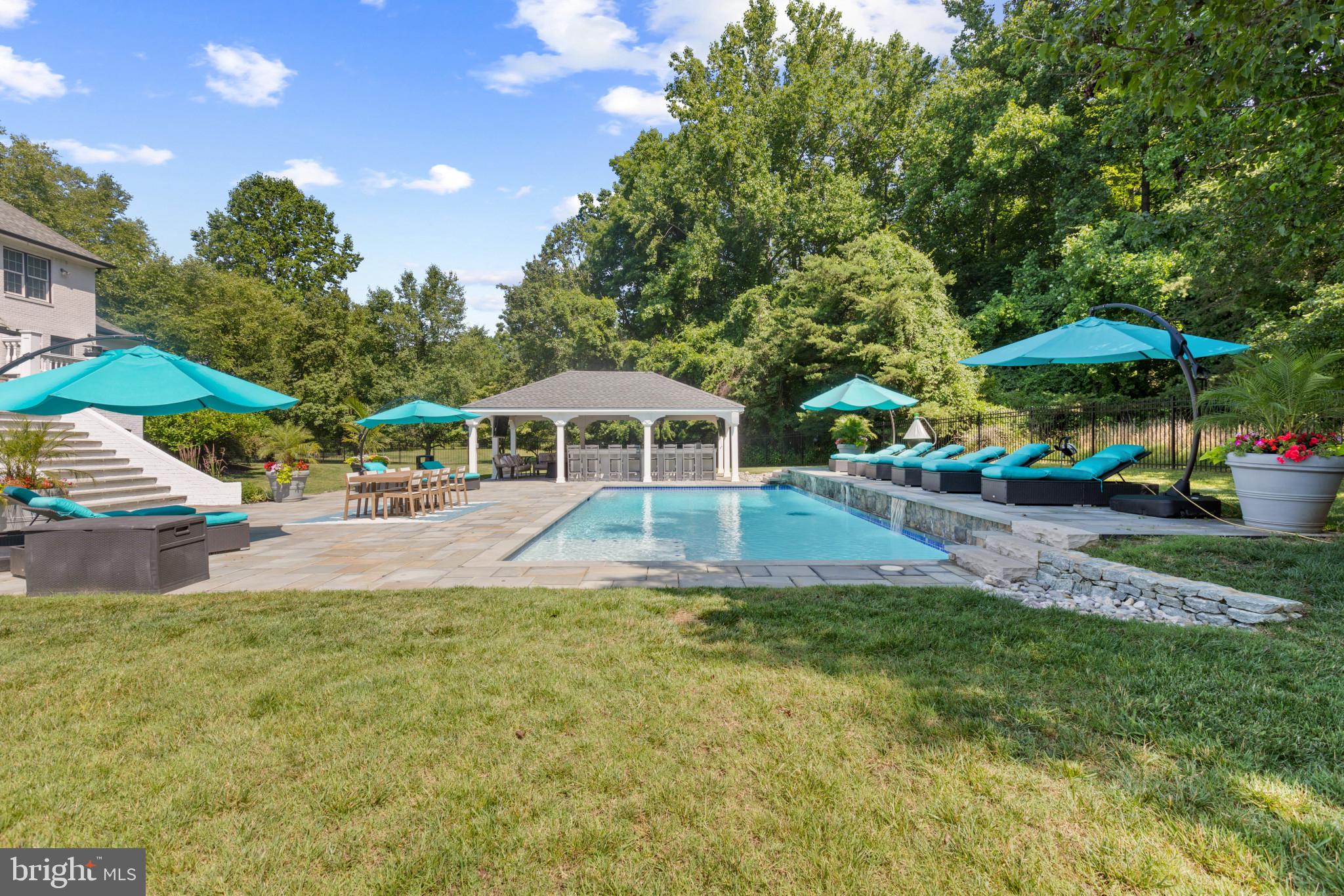 EAGLES PASSAGES - Residential