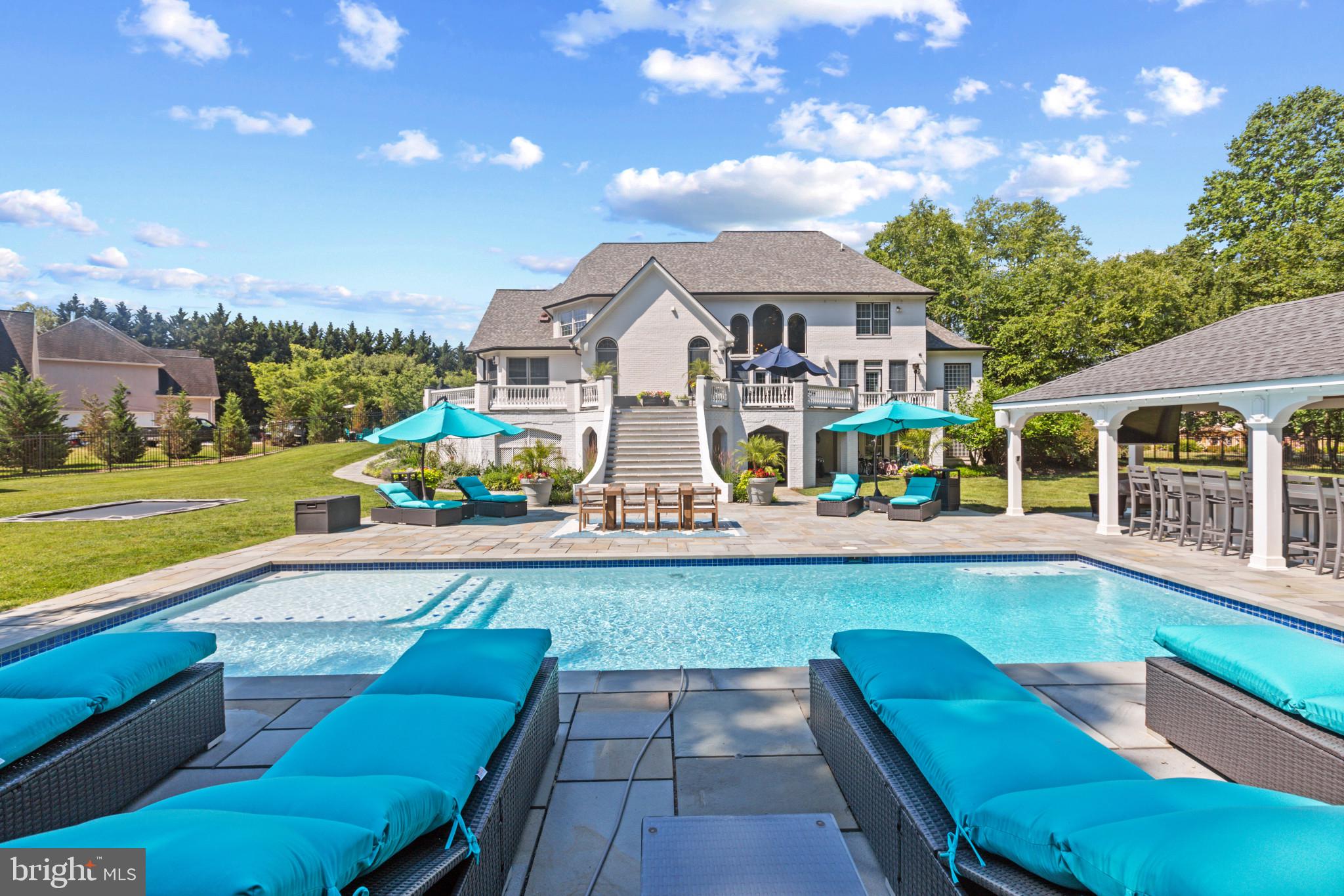 EAGLES PASSAGES - Residential