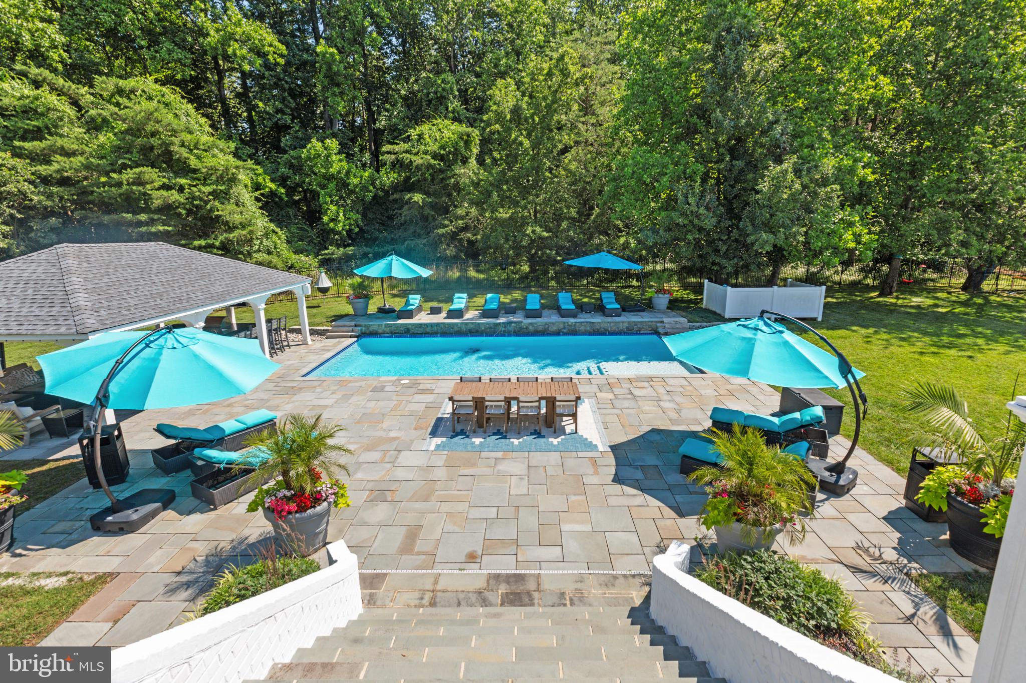 EAGLES PASSAGES - Residential