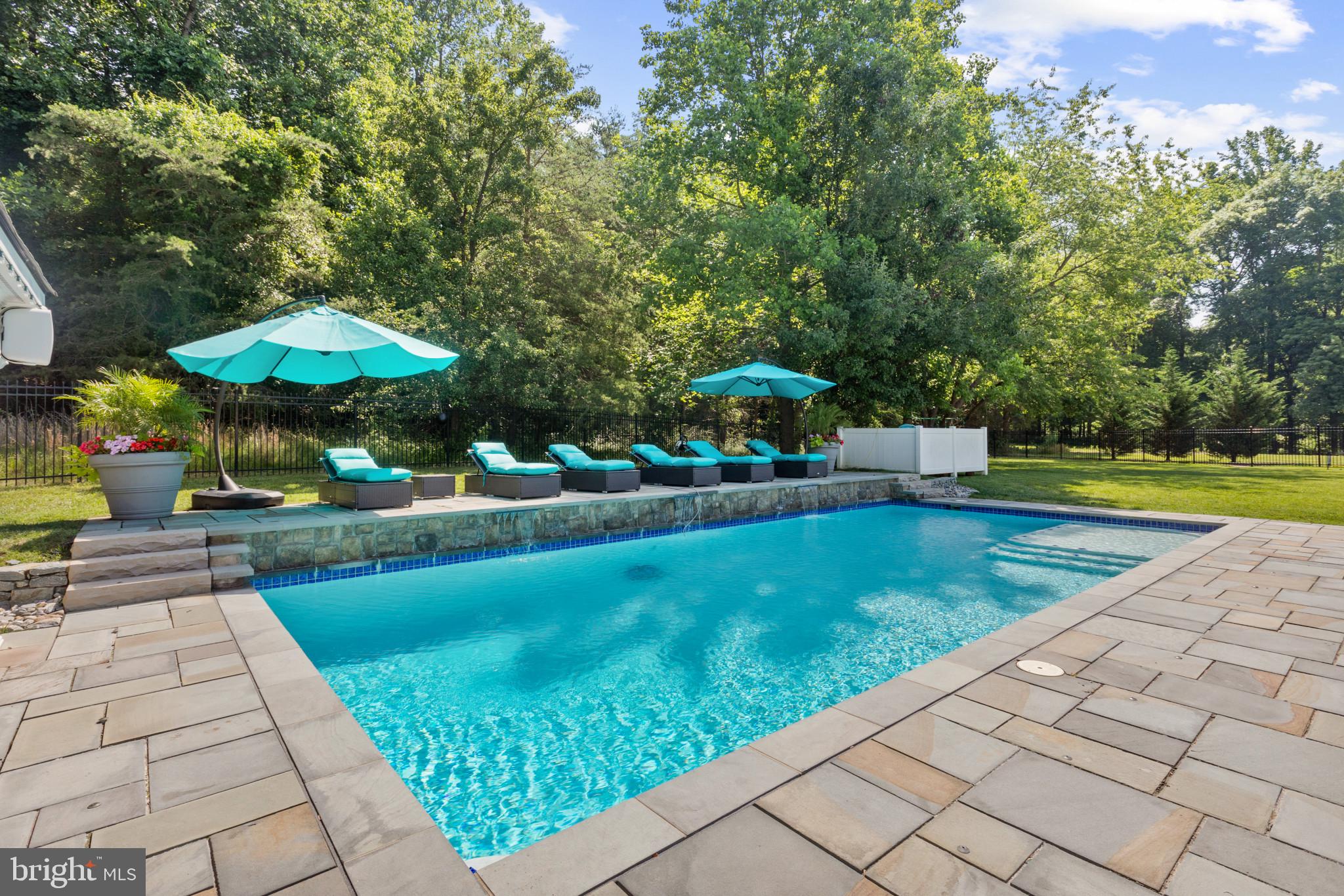 EAGLES PASSAGES - Residential