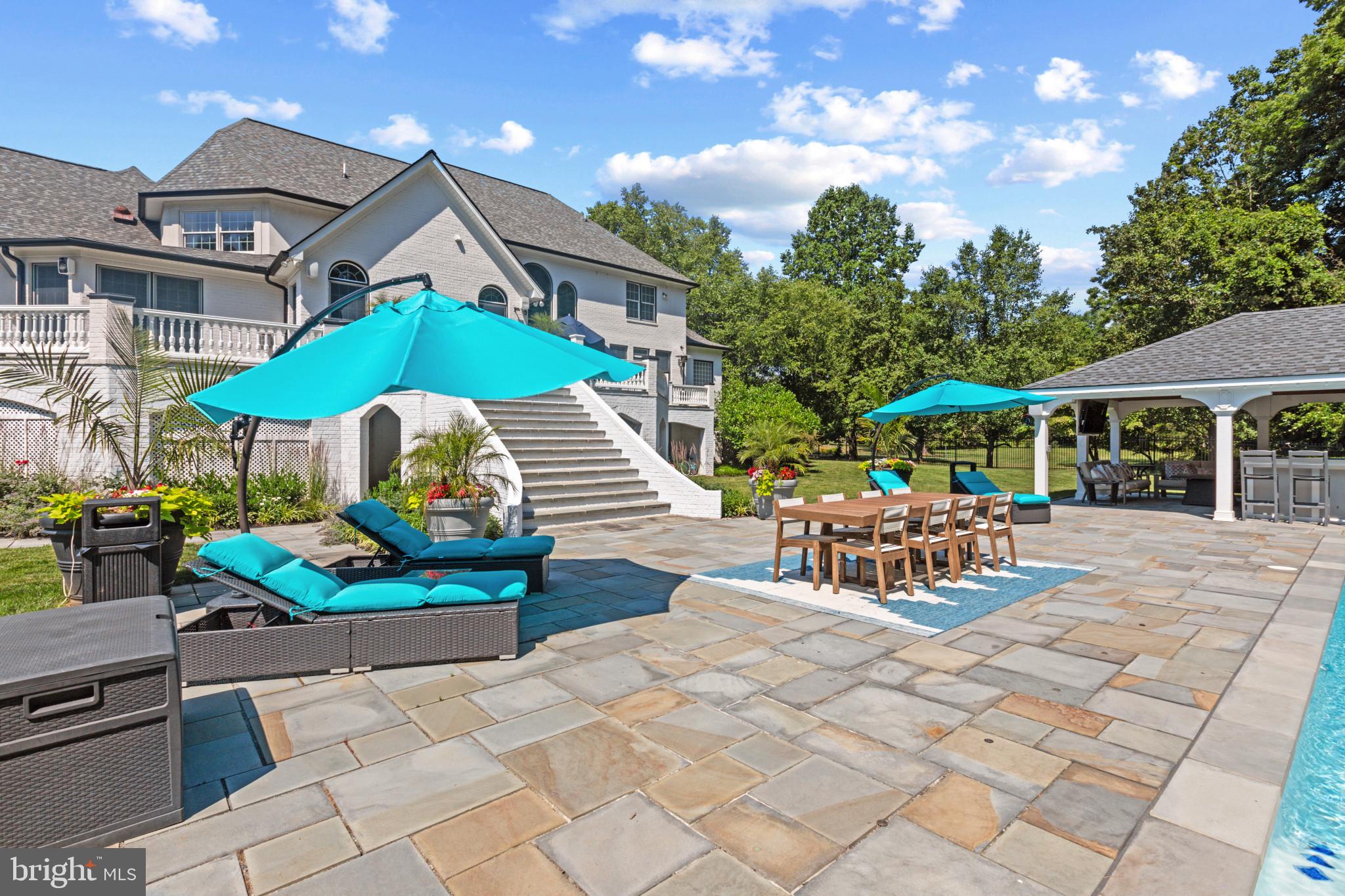 EAGLES PASSAGES - Residential