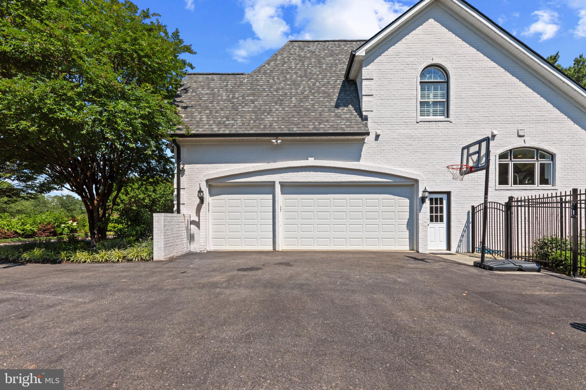 EAGLES PASSAGES - Residential