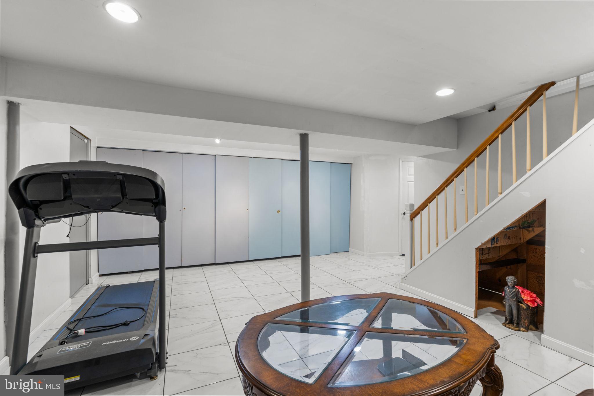 WILLOW PENN - Residential