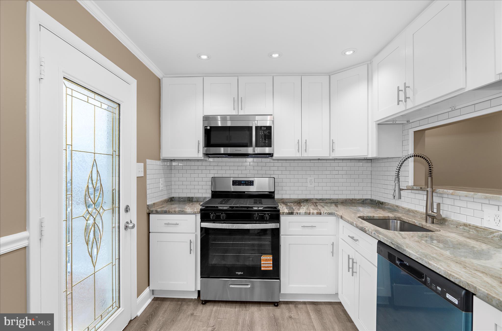 HAWTHORNE - Residential