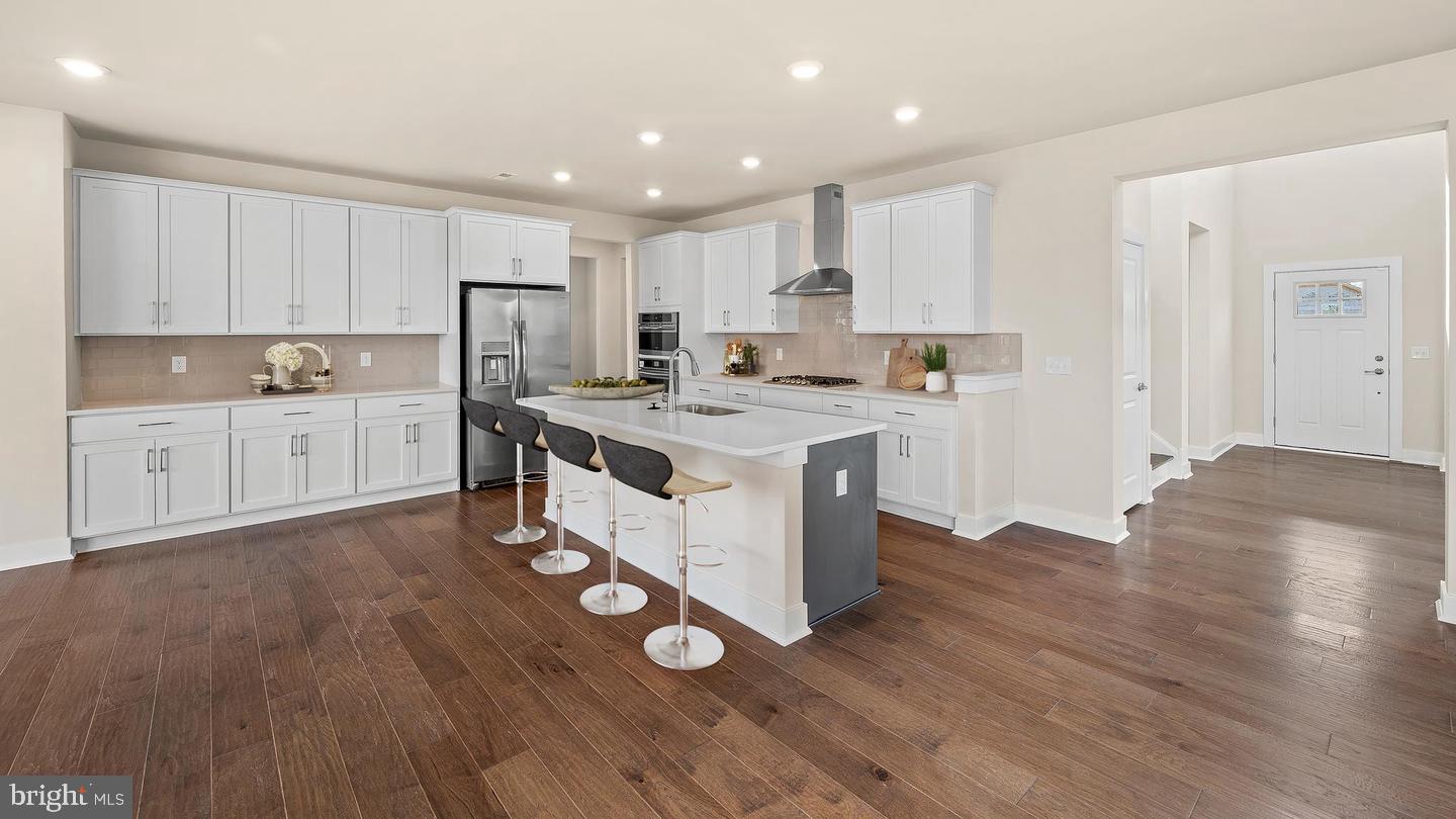 426 CROWNLEAF DRIVE