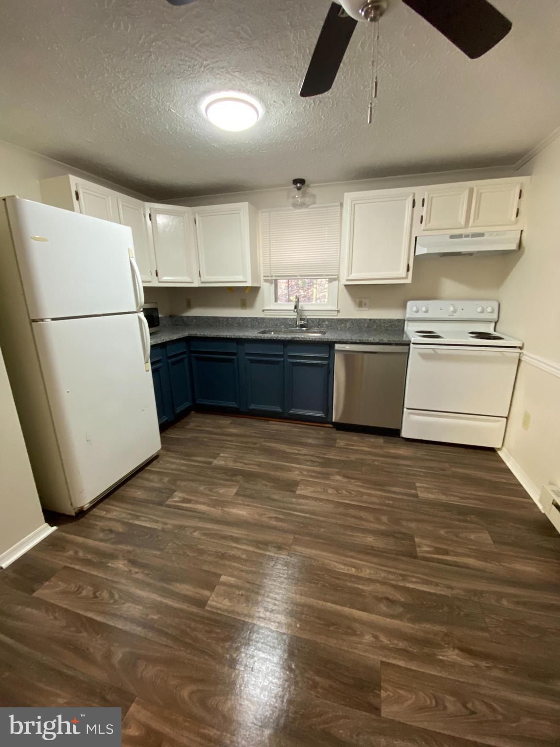 SHANNONDALE - Residential Lease