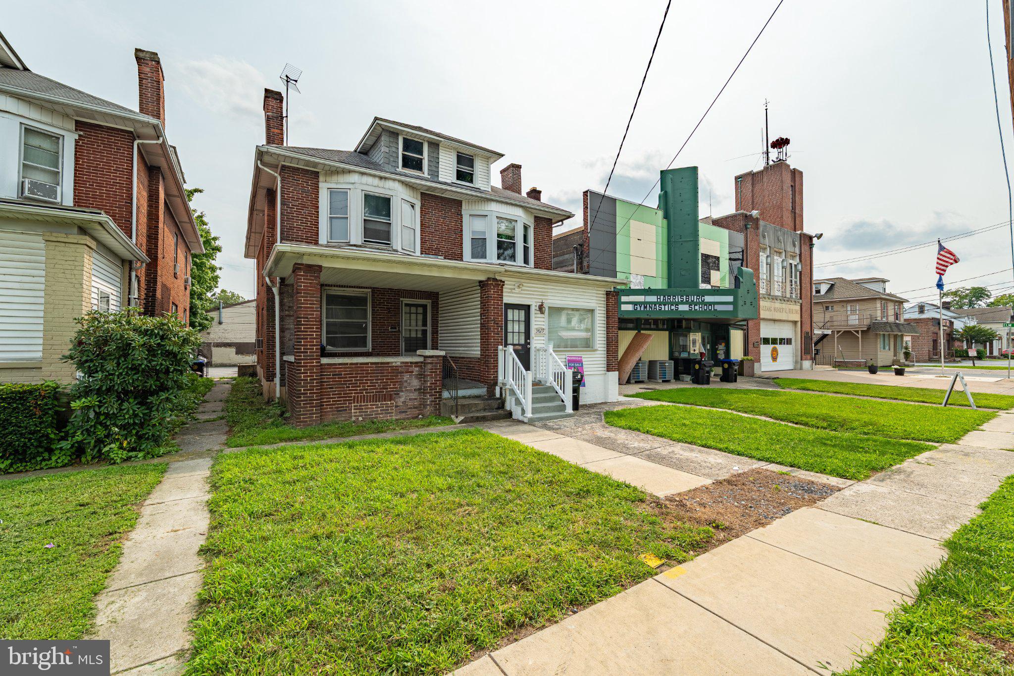 3431 DERRY STREET