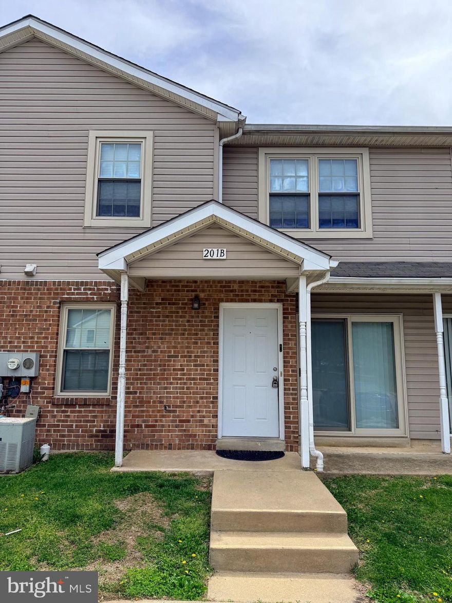 Great opportunity to own a 2 Bedroom, 2.5 Bathroom townhome in the Burn Brae condominium community.  This main level of this home features a large living room, a dining room and a kitchen with plenty of cabinets. A half Bath and utility room are also located on the main level. The 2nd floor offers a primary bedroom with a walk-in closet and a full bathroom. A second bedroom, a 2nd full bathroom and a convenient 2nd floor laundry room complete the 2nd floor. The Hot Water Heater was replaced in 2023.  Enjoy maintenance free living with a $260 monthly condo fee that includes grass cutting, snow removal, water, trash & recycling removal, management, all common areas: roof & siding. It is conveniently located within minutes to Christiana Mall, I-95, routes 40, 273, 13 and Route 1; great access for traveling to / from Philadelphia and / or Baltimore. This property is being sold AS-IS.