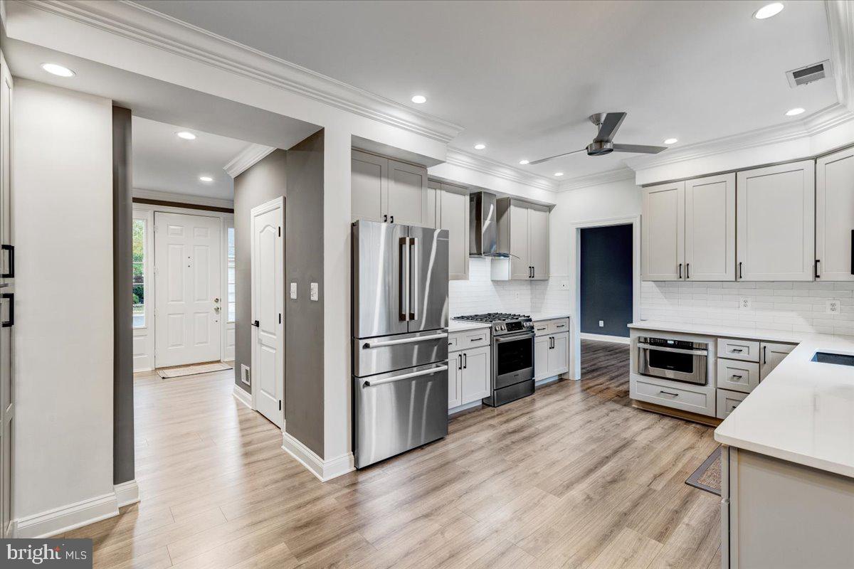 RIVER CREEK - Residential