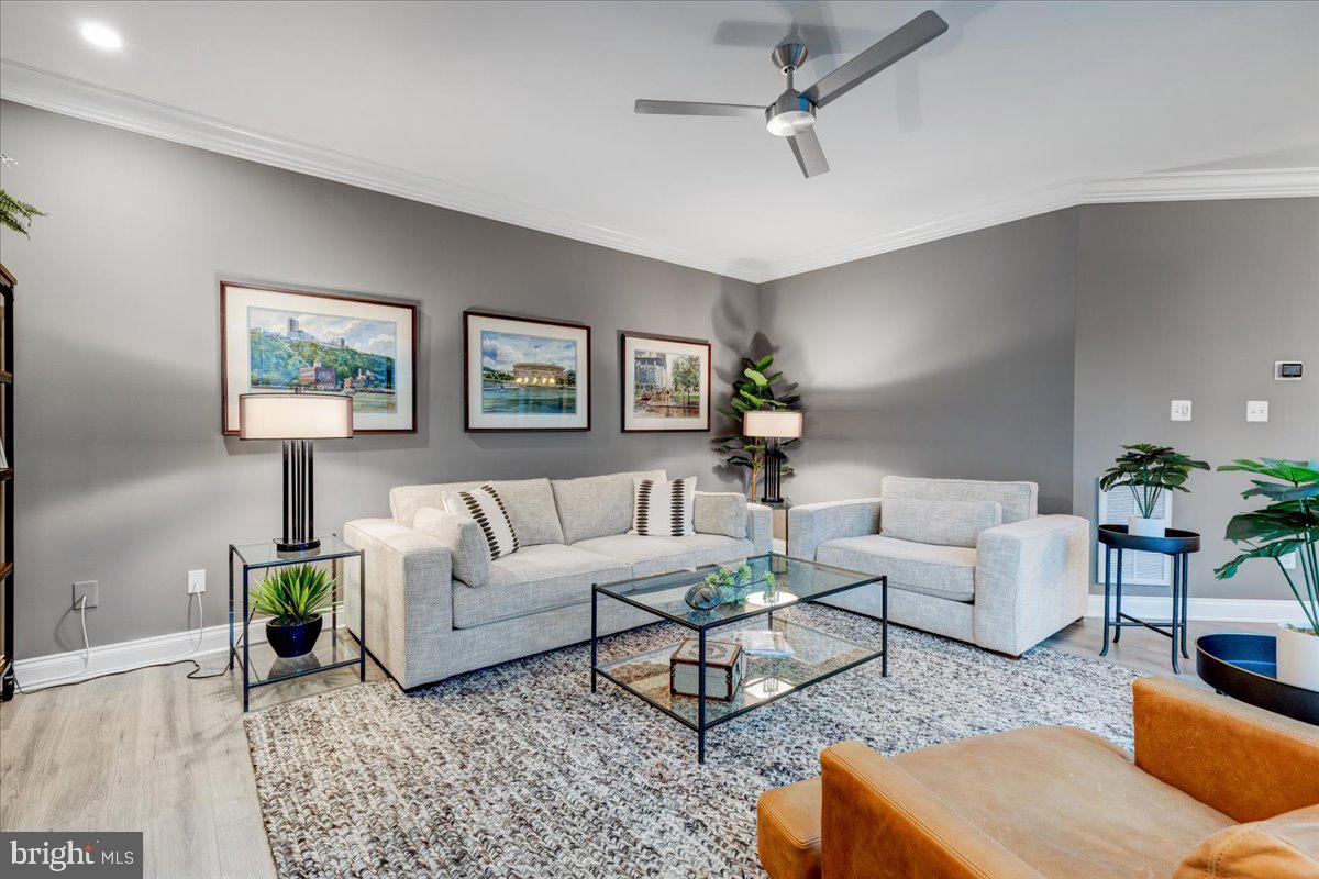 RIVER CREEK - Residential