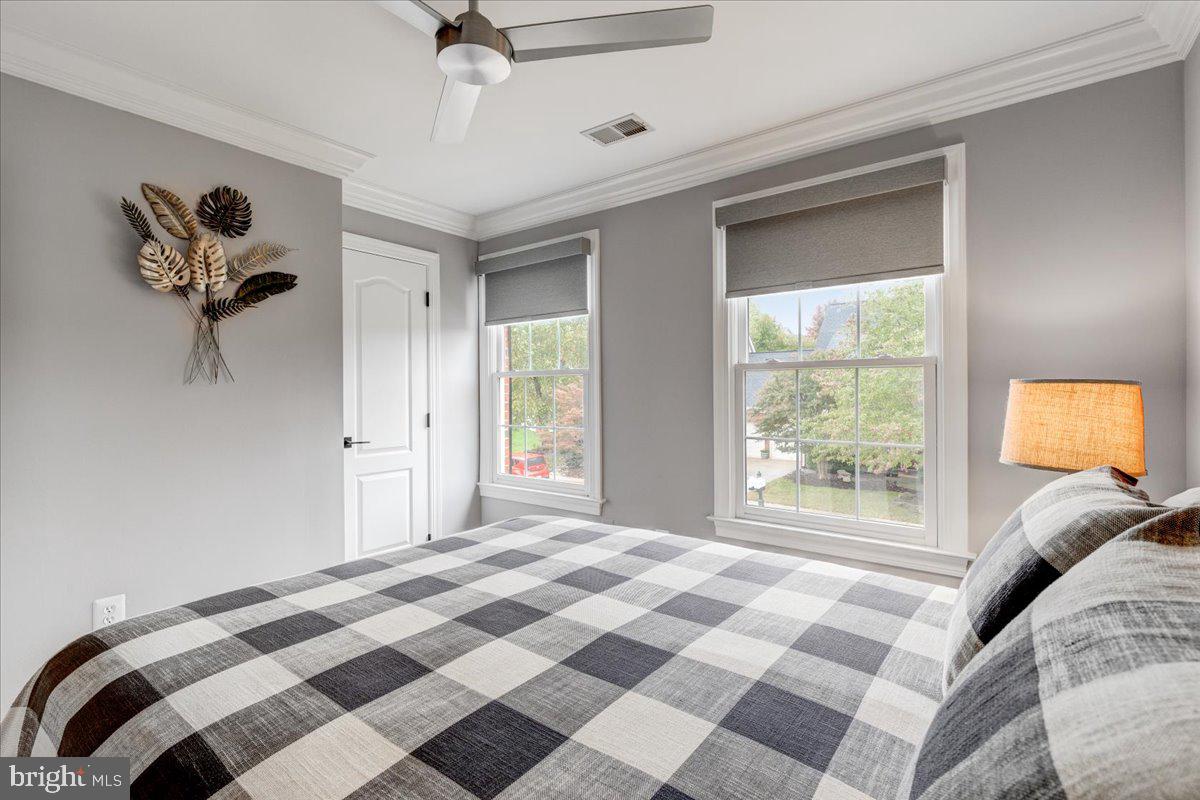 RIVER CREEK - Residential