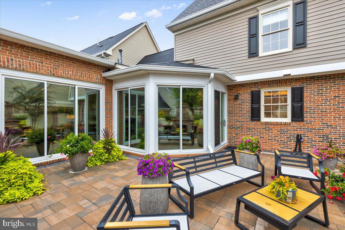 RIVER CREEK - Residential