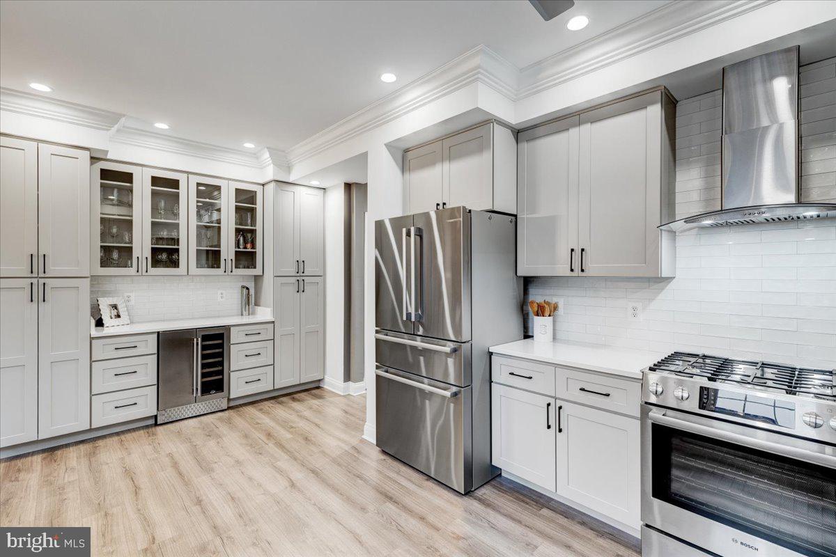 RIVER CREEK - Residential