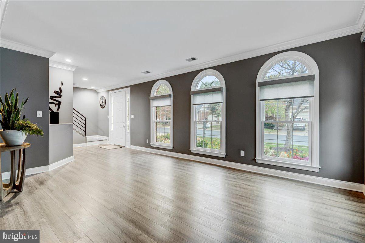 RIVER CREEK - Residential