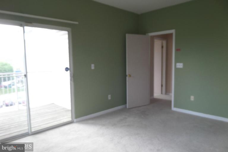 BRISTOL PARK - Residential Lease