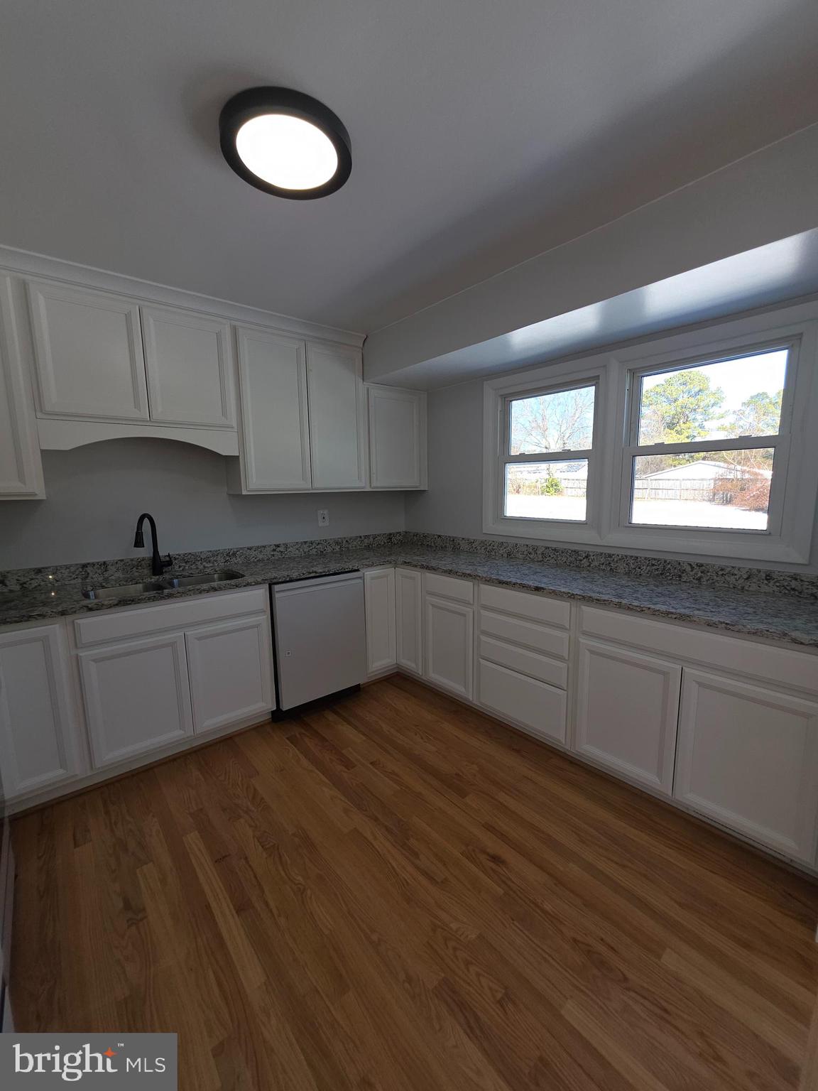 BIRCH MANOR - Residential