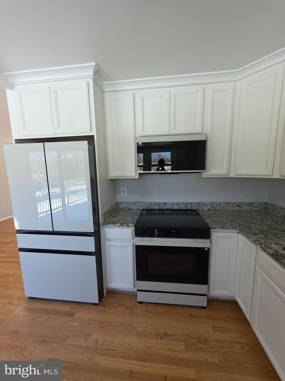 BIRCH MANOR - Residential