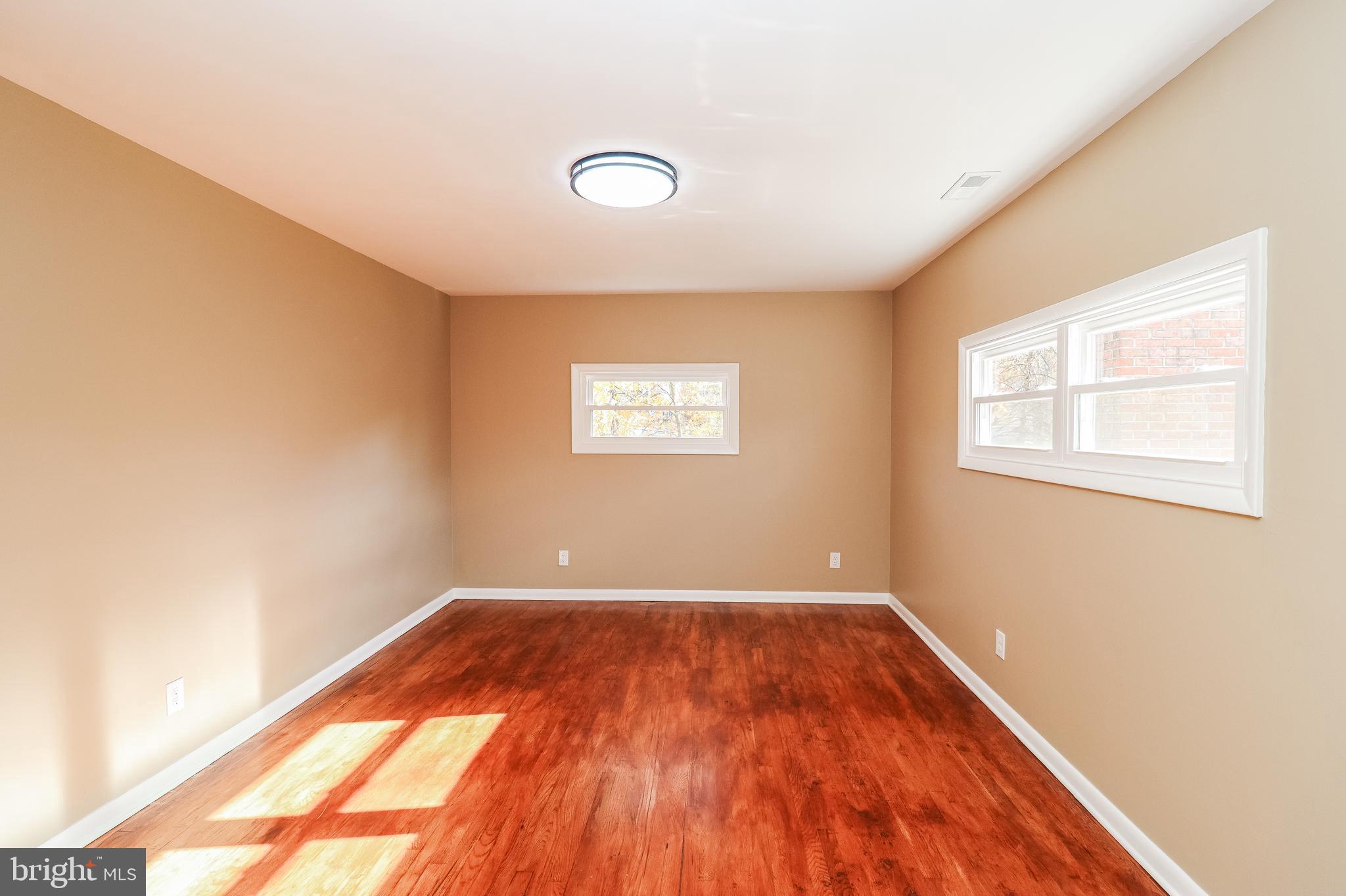 LINGLESTOWN - Residential