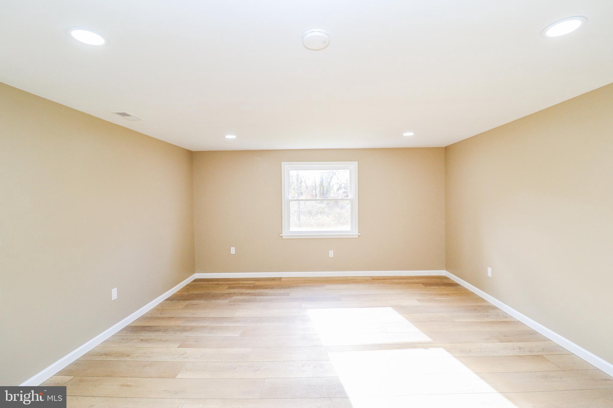 LINGLESTOWN - Residential