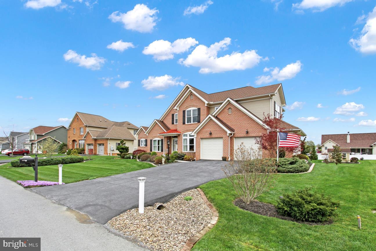 FAIRWAYS AT GREENCASTLE GREENS - Residential