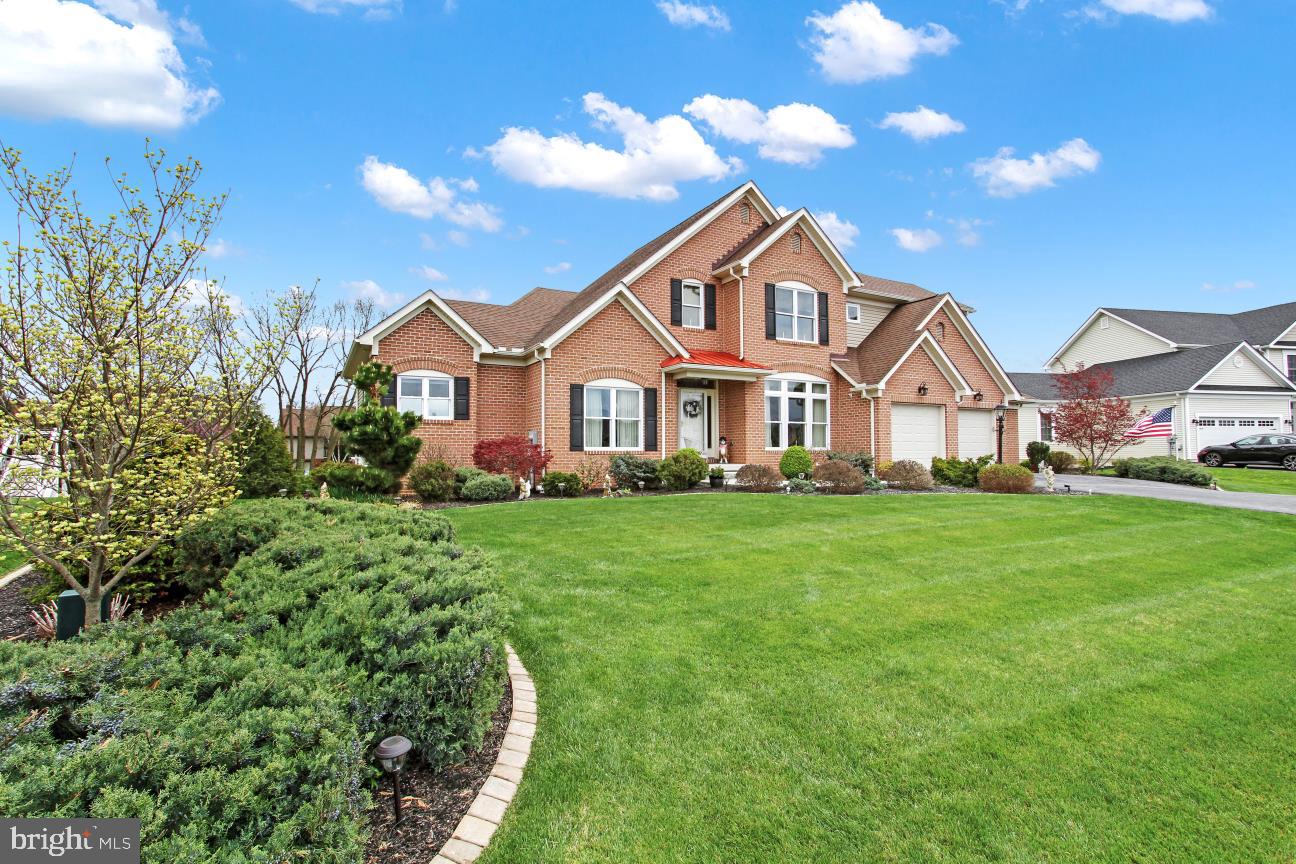 FAIRWAYS AT GREENCASTLE GREENS - Residential