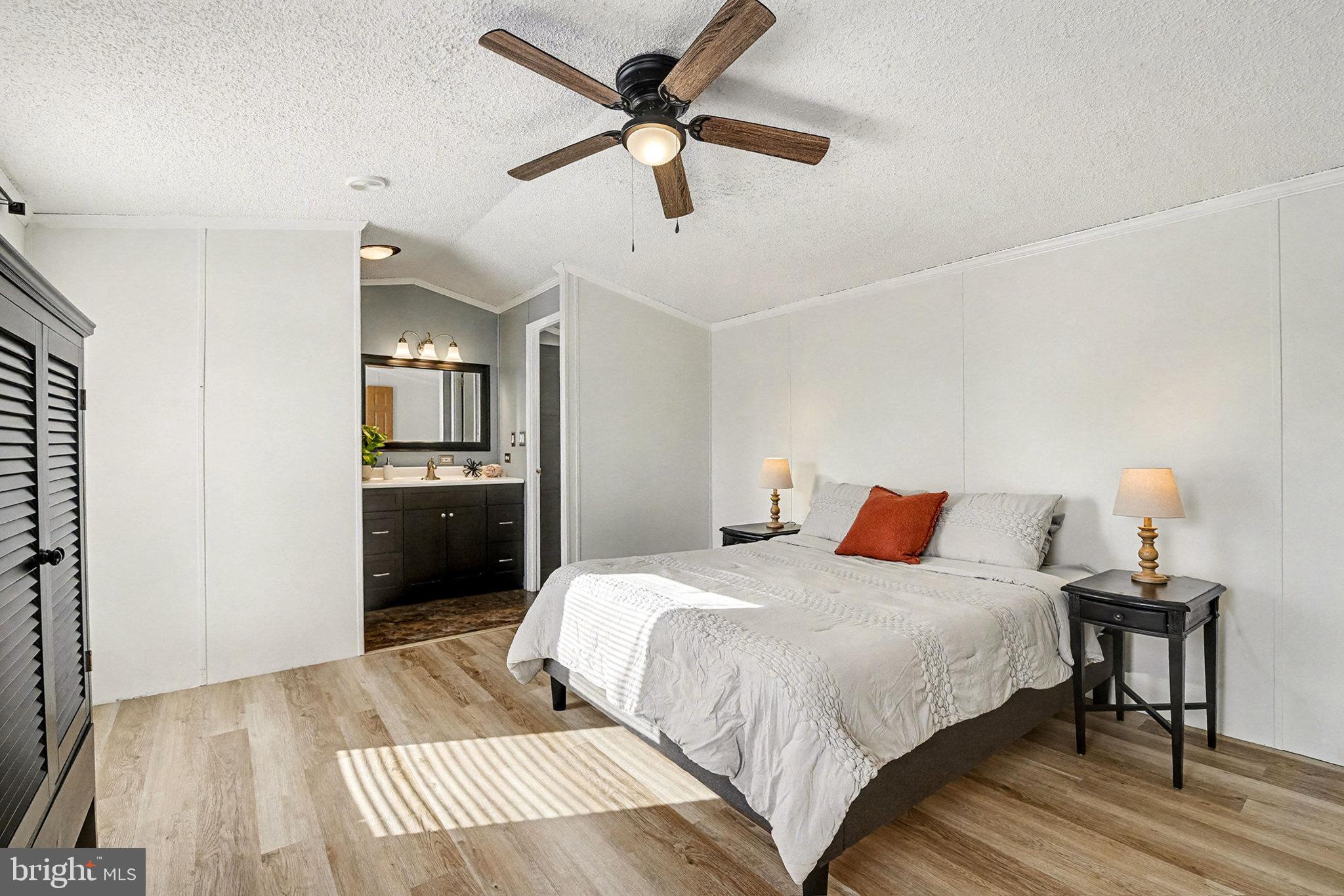 REGENCY SOUTH - Residential