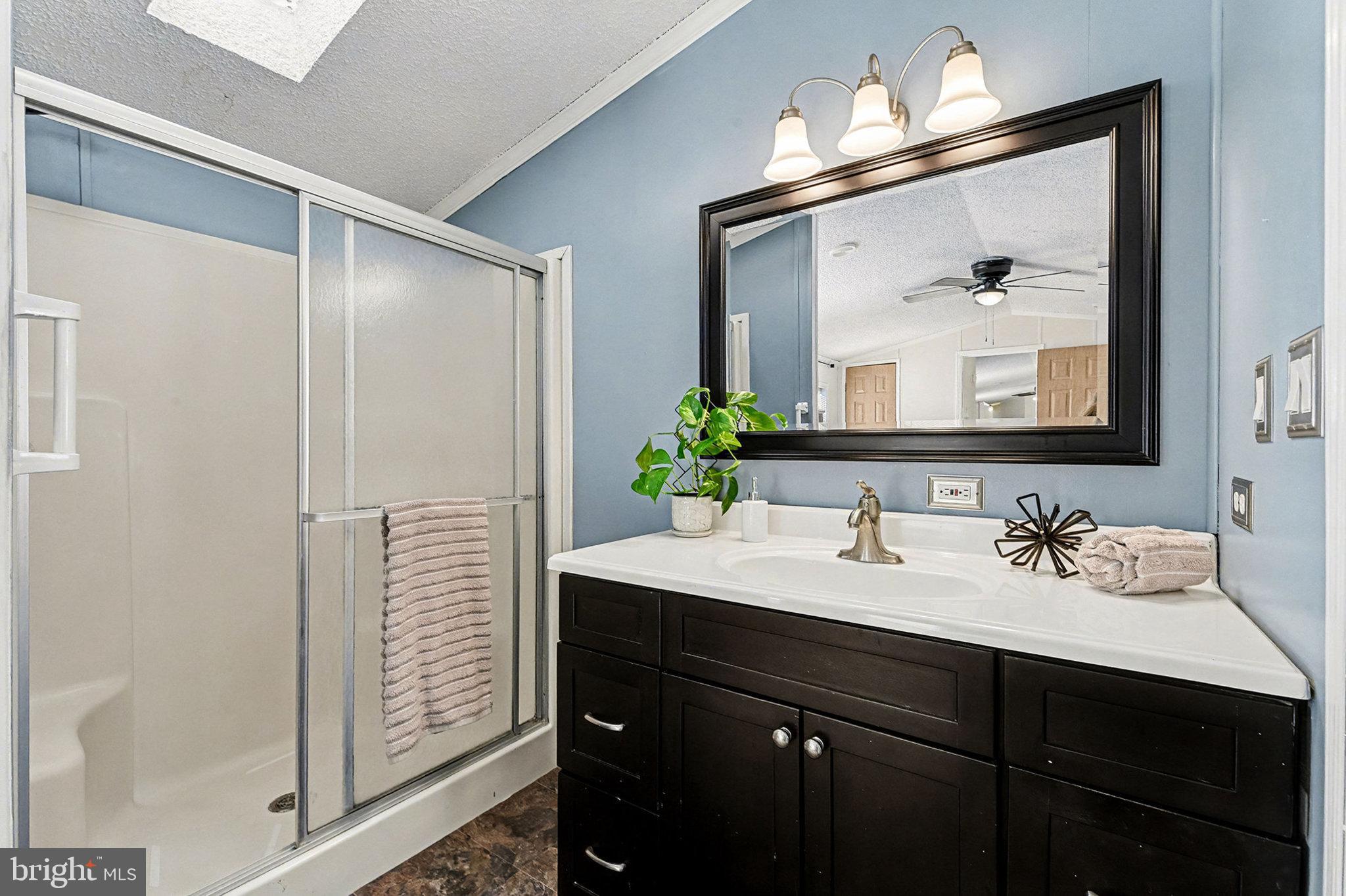 REGENCY SOUTH - Residential