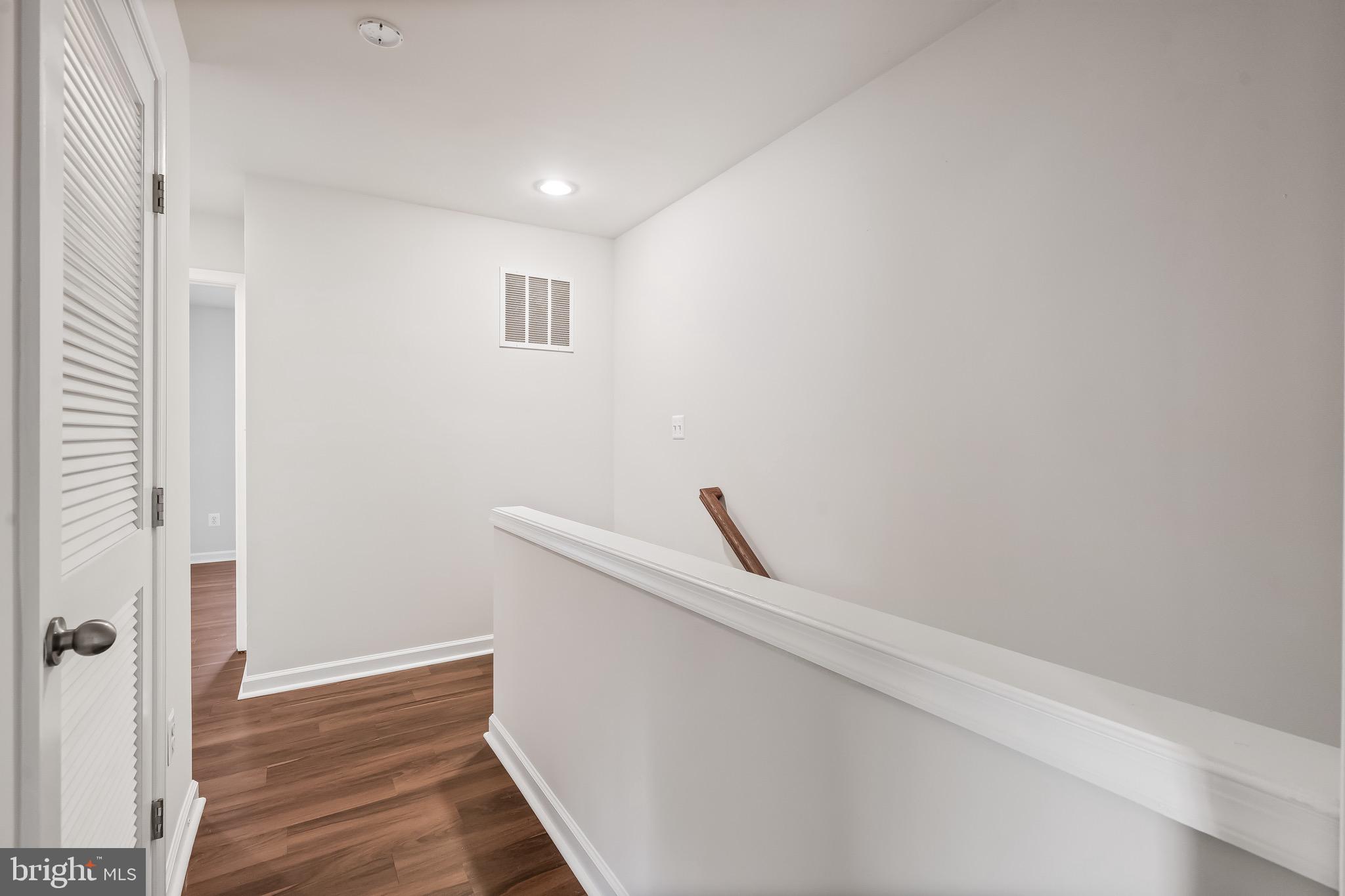 MELODY LANDING - Residential