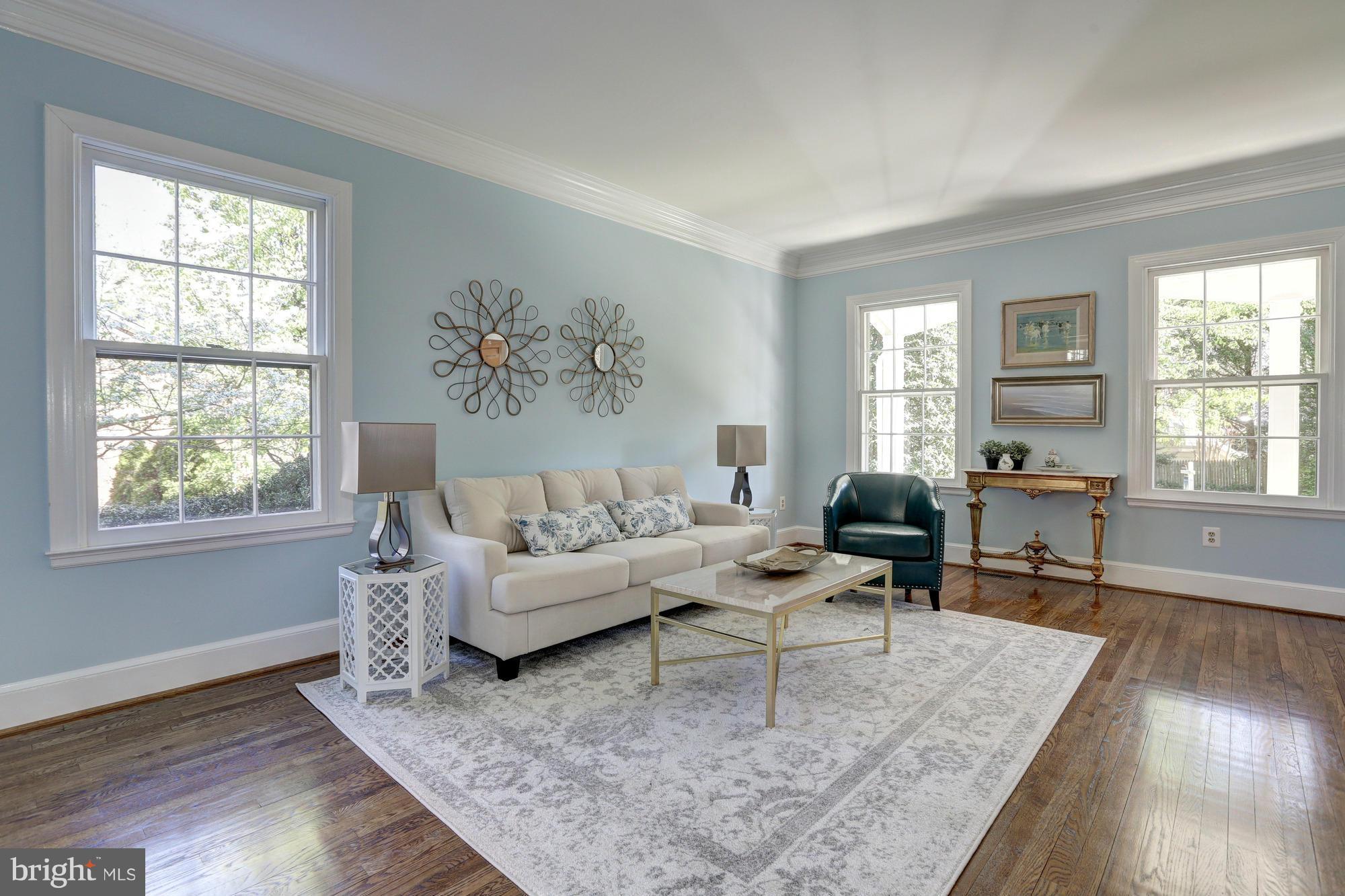 OAKWOOD KNOLLS - Residential