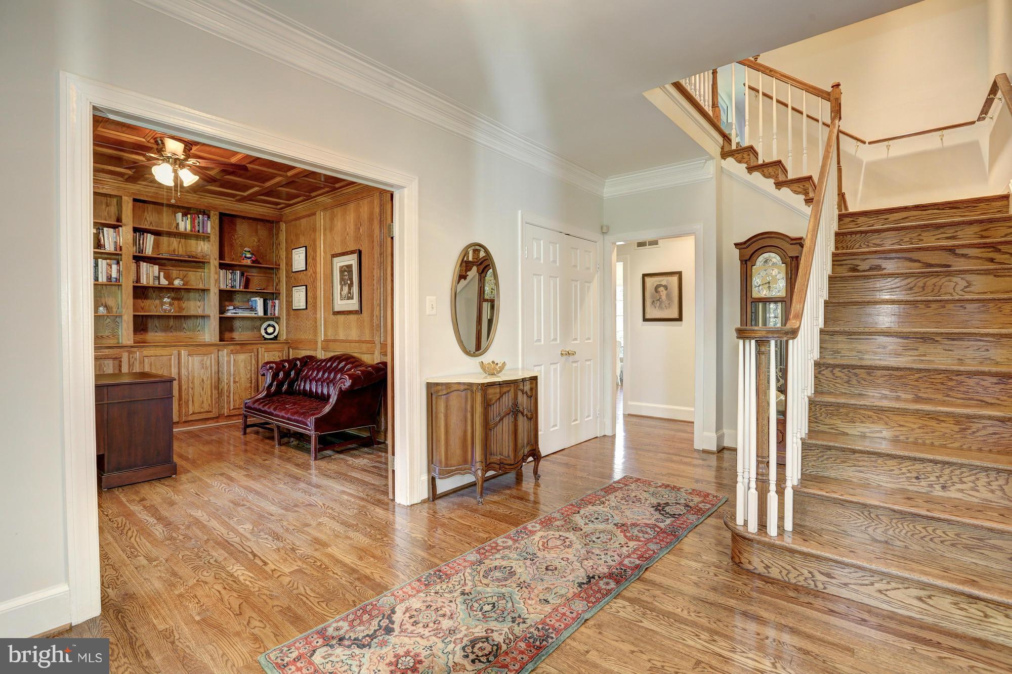 OAKWOOD KNOLLS - Residential