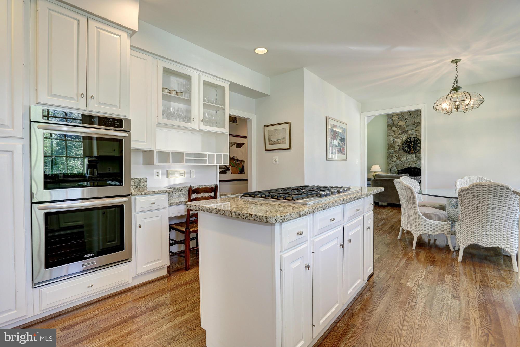 OAKWOOD KNOLLS - Residential